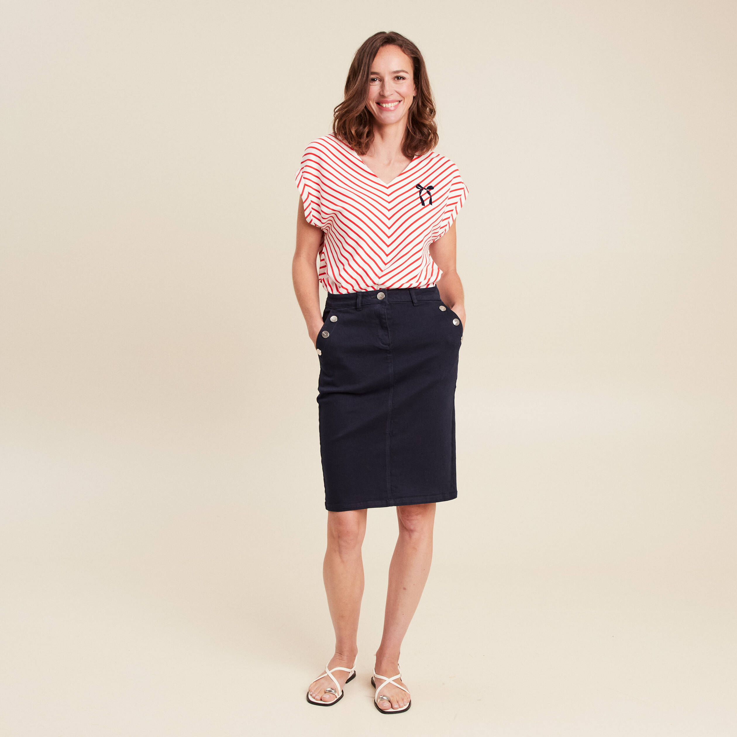 jupe droite longueur genou bleu fonce femme Jupe droite longueur genou bleu foncé femme