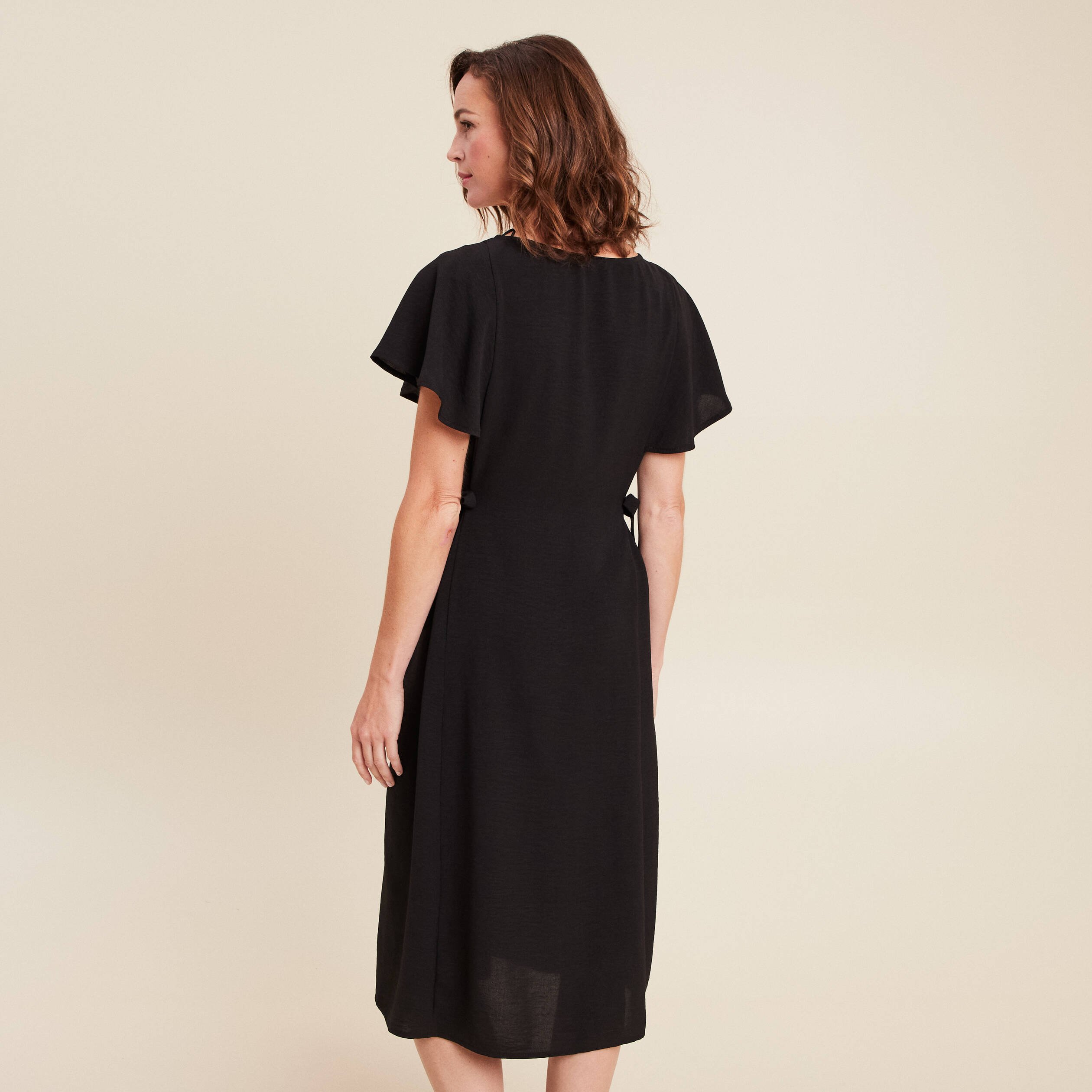 Robe longue droite manches courtes noir femme