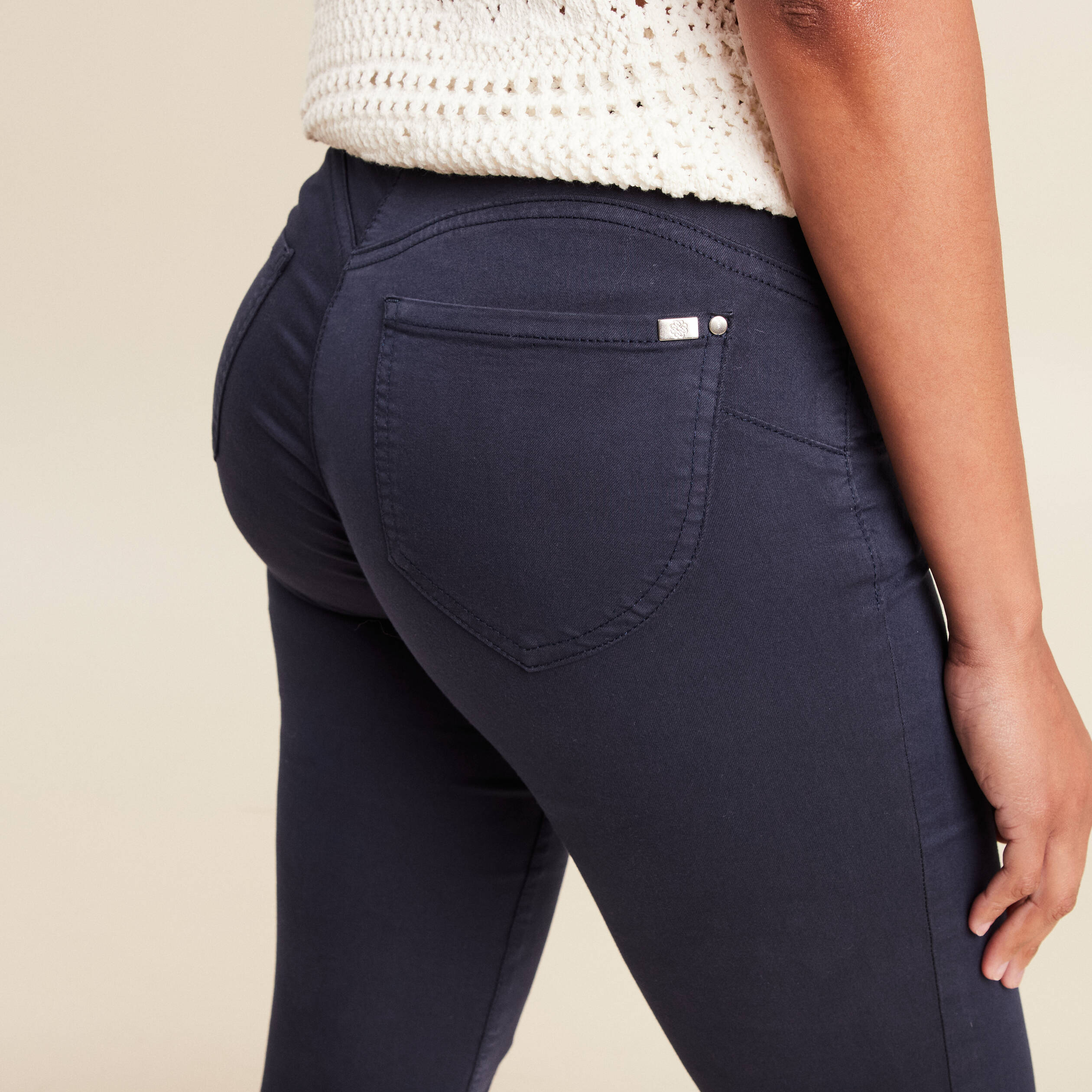 Pantalon magique Le L&eacute;ger coupe ajust&eacute;e bleu marine femme