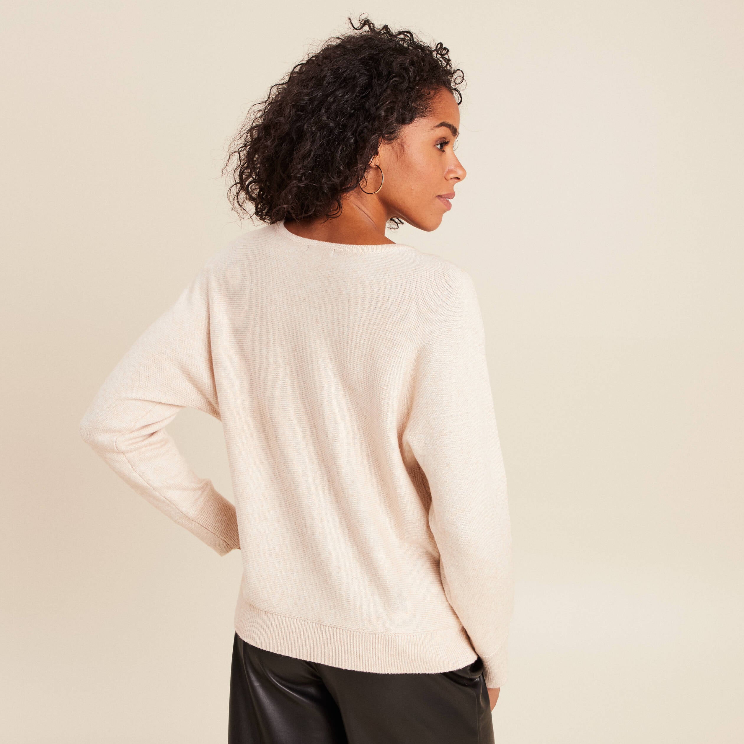 Pull col rond manches longues creme femme