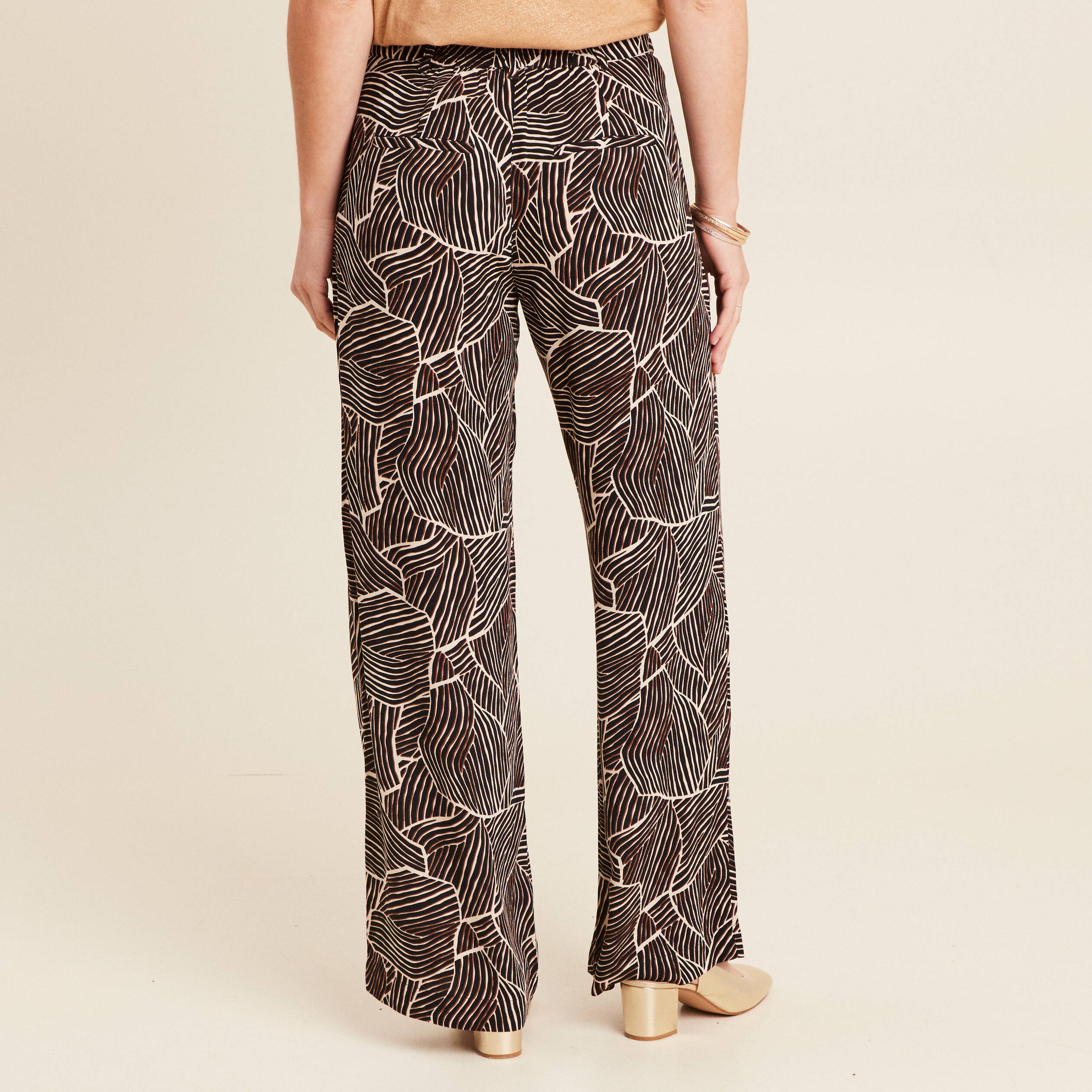 pantalon large taille haute noir femme Pantalon large taille haute noir femme