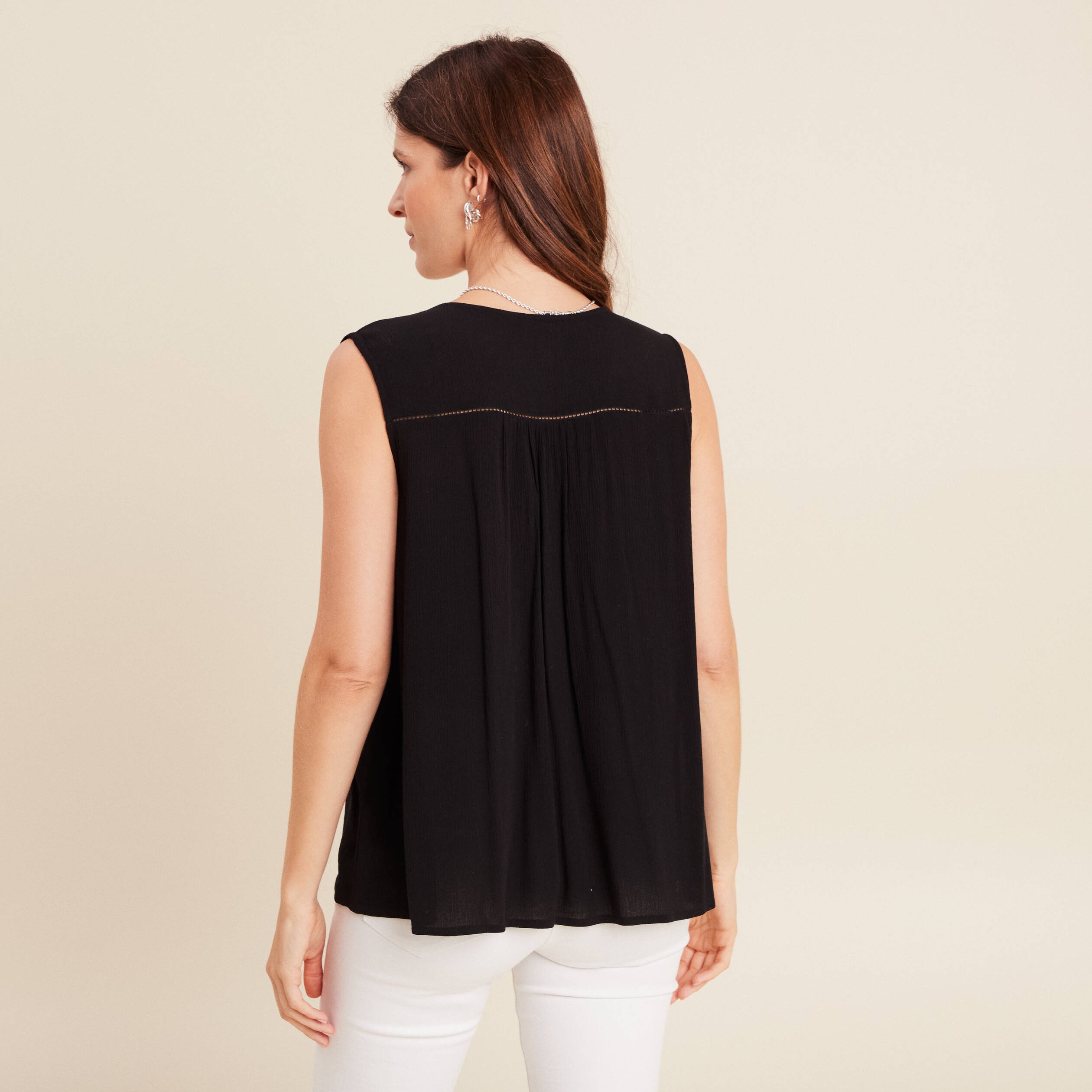 Blouse ample sans manches col rond noir femme