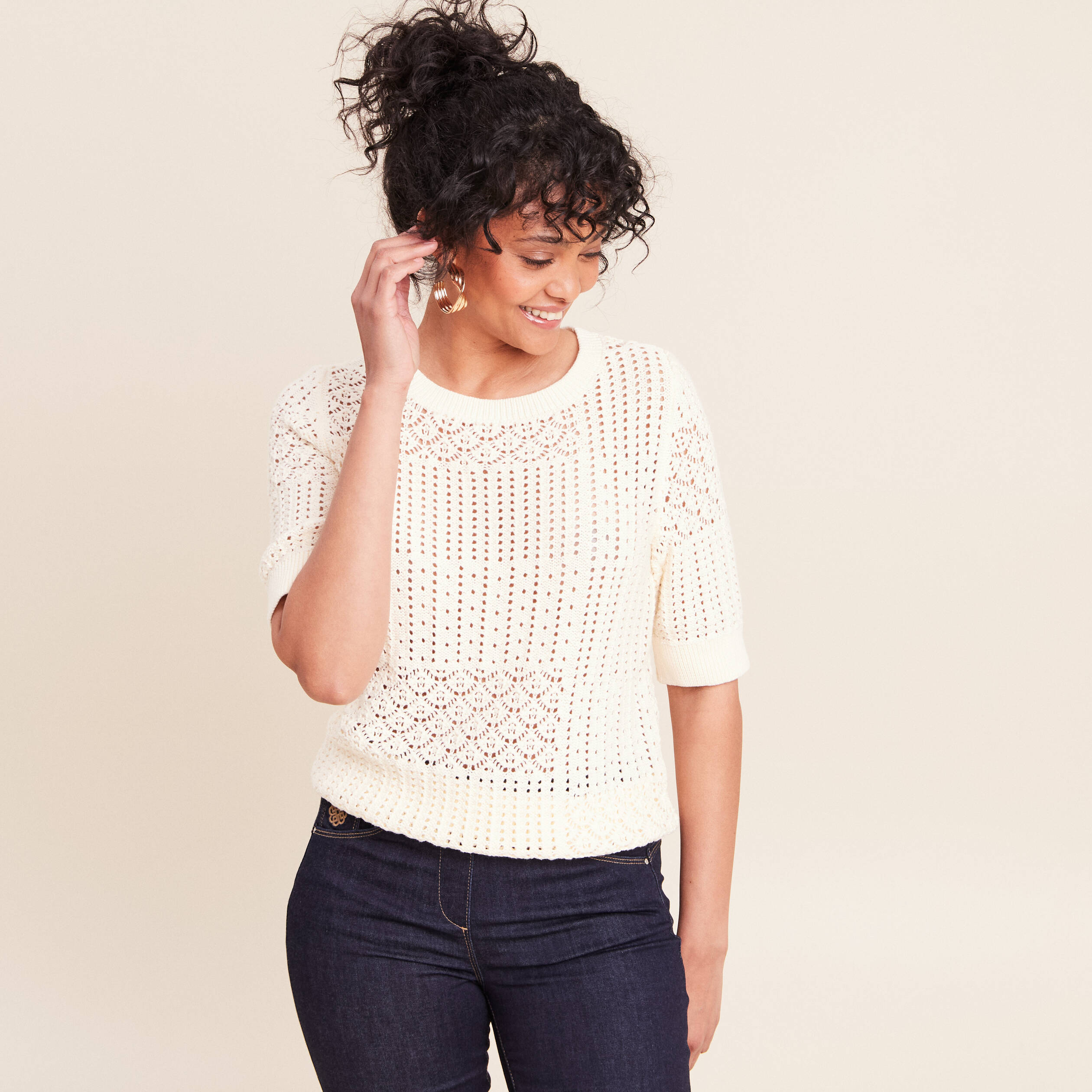 Pull ajour&eacute; col rond manches courtes ecru femme