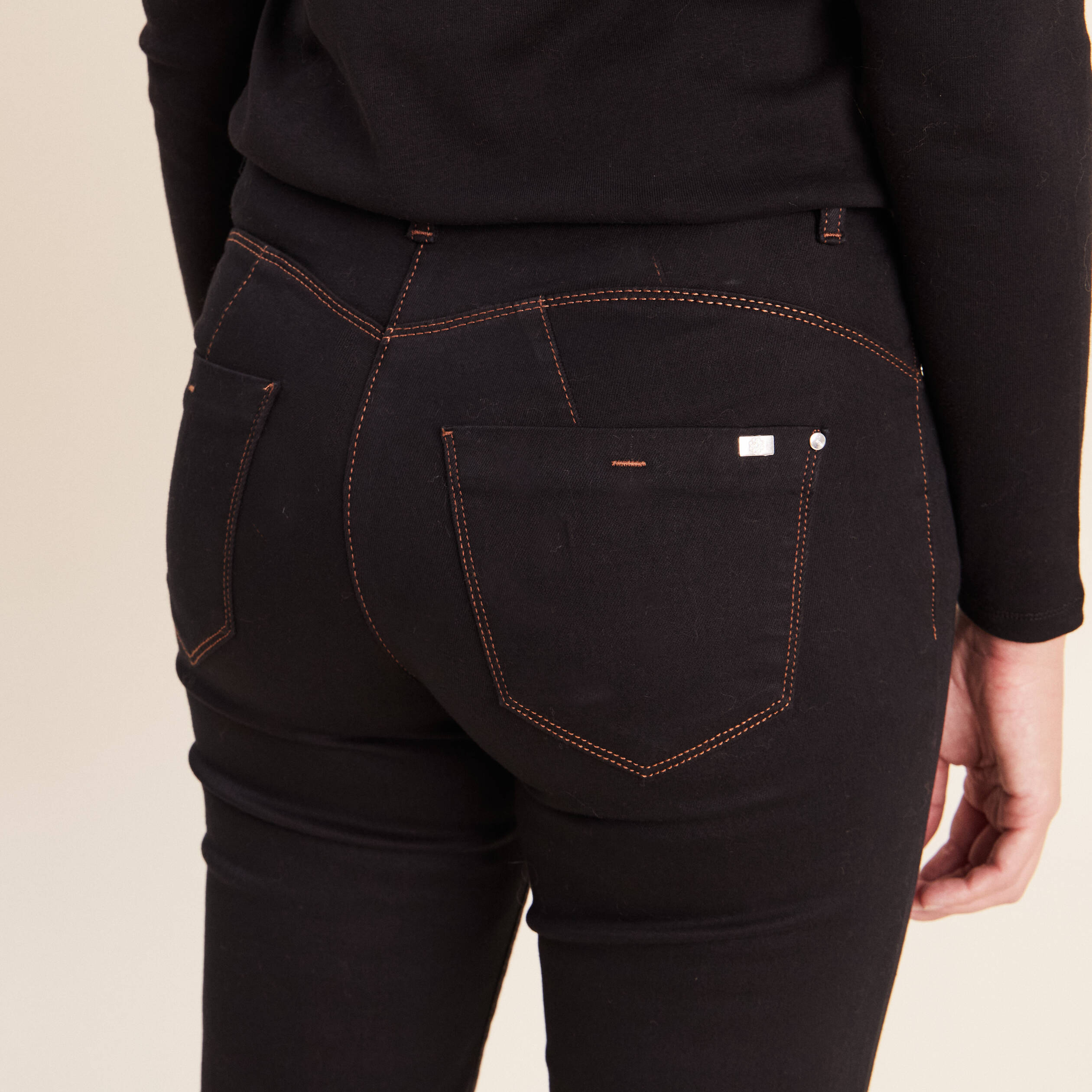 Jean magique L'Unique coupe bootcut denim noir femme