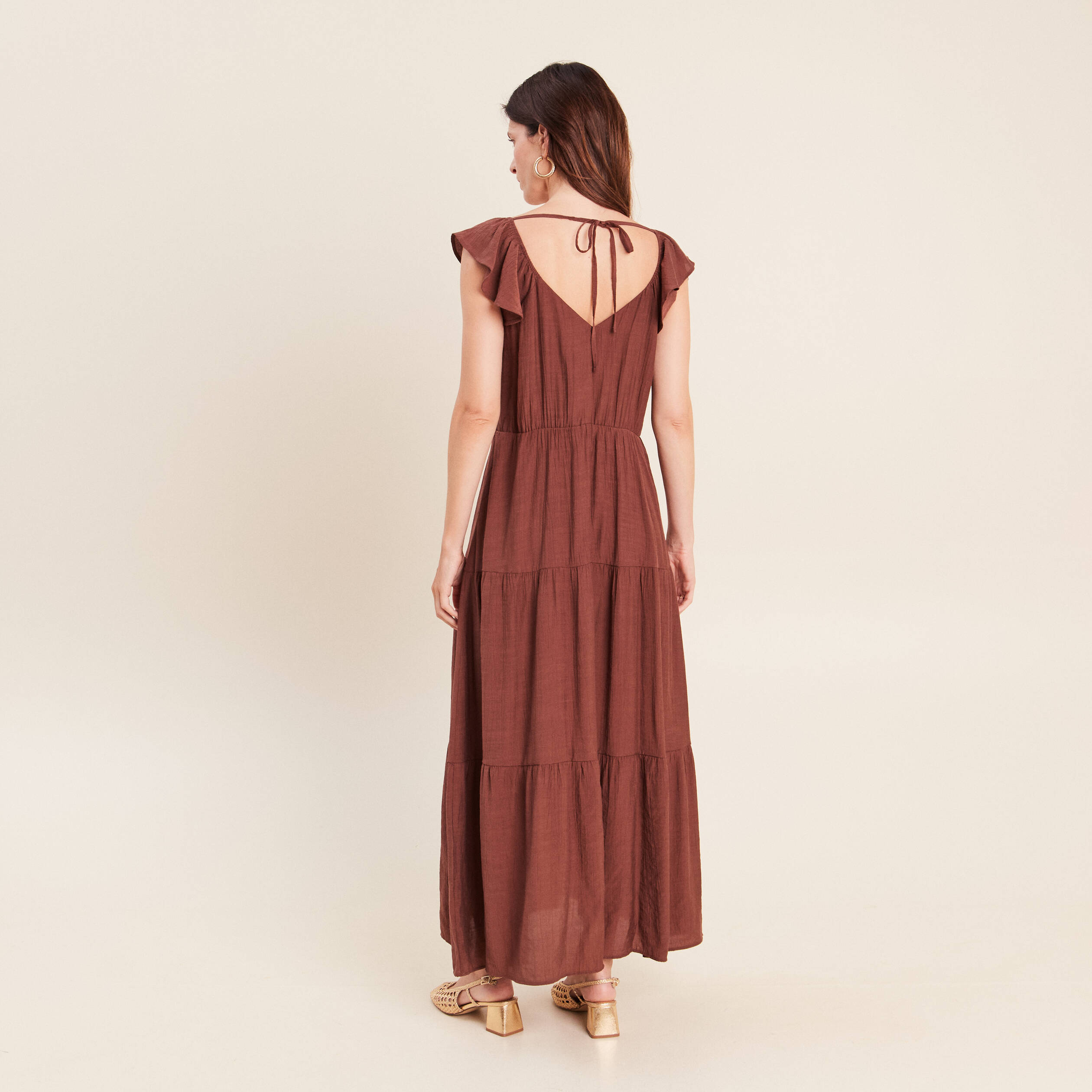 Robe longue &eacute;vas&eacute;e manches courtes marron femme