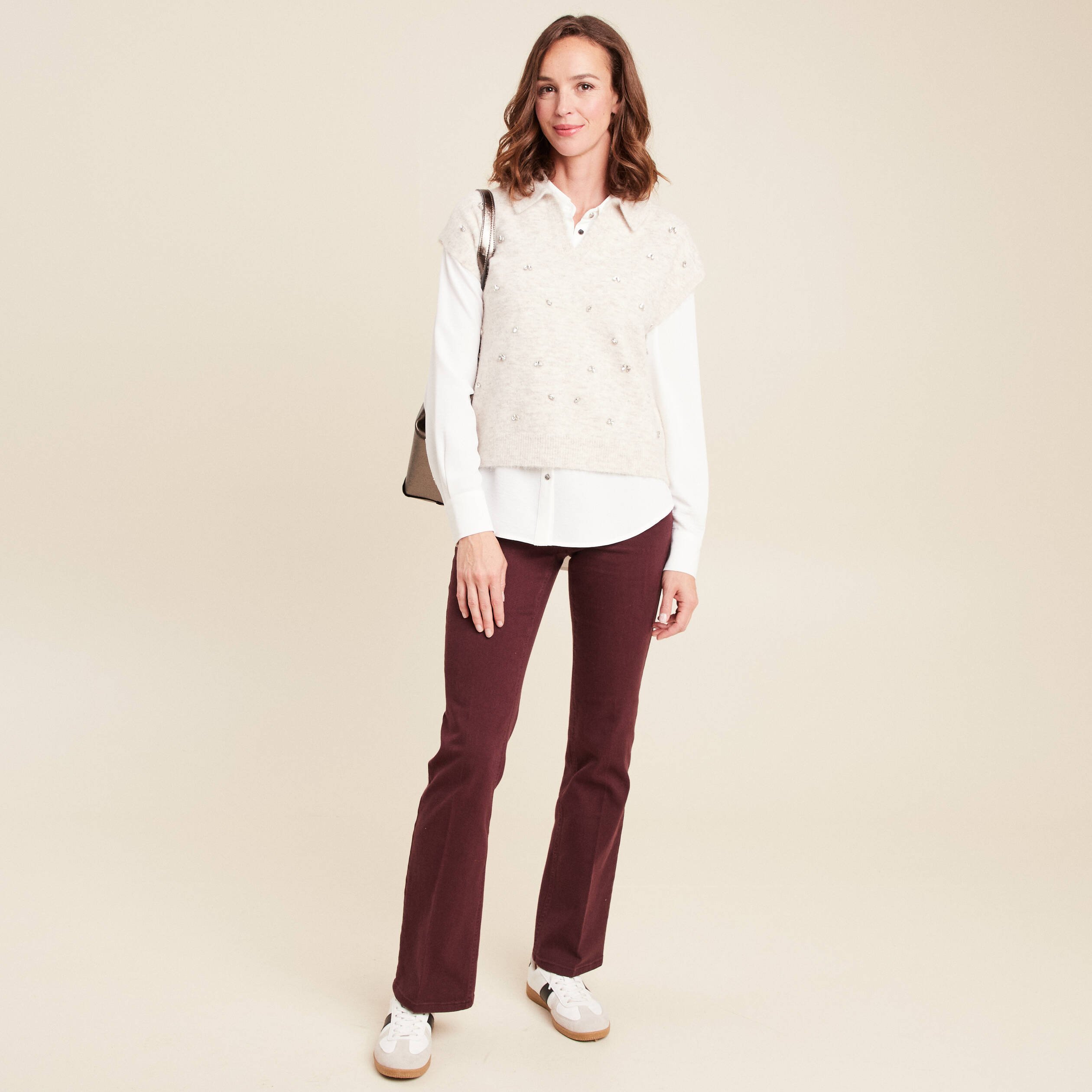 pull sans manches col chemise beige femme Pull sans manches col chemise beige femme
