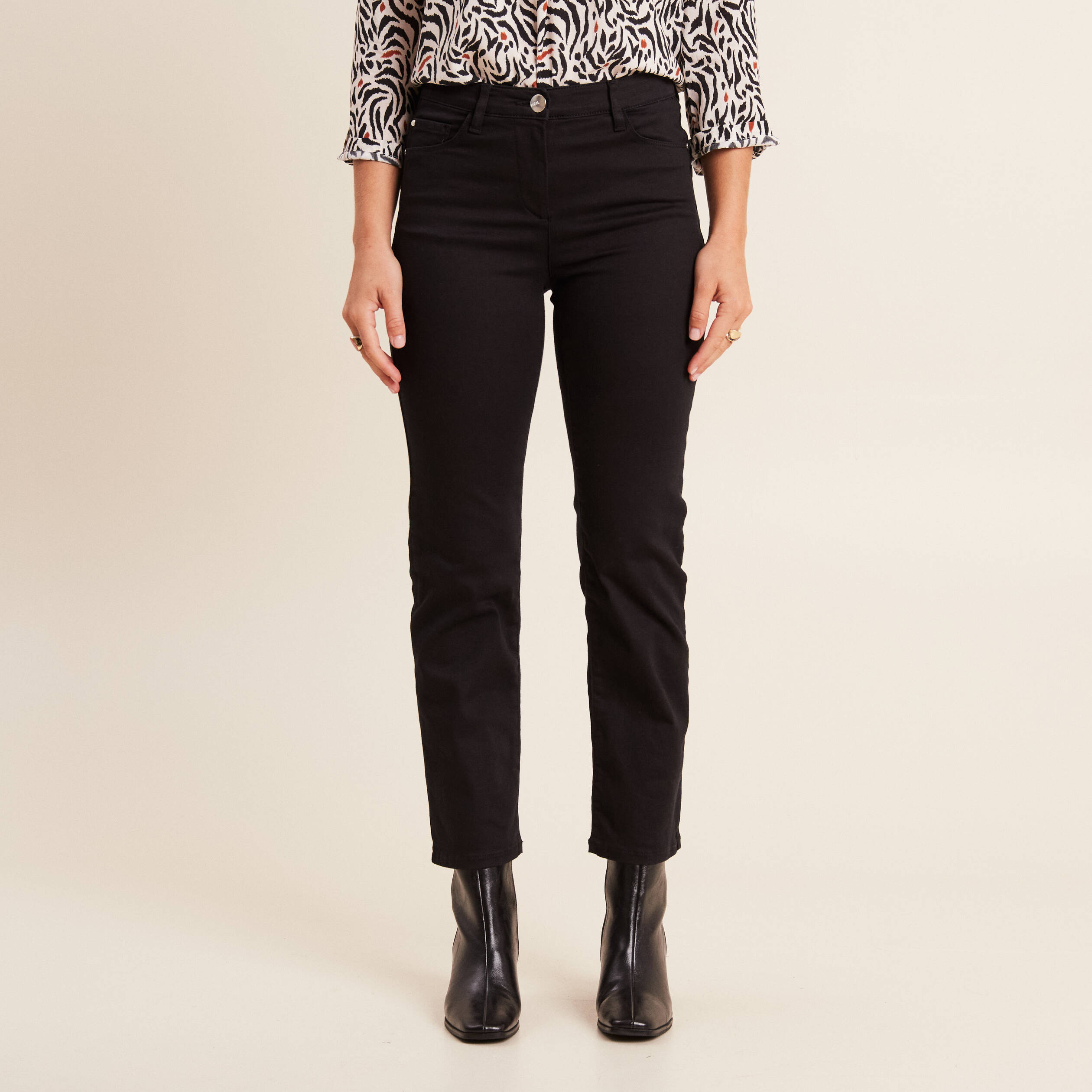 Jean noir droit femme sales