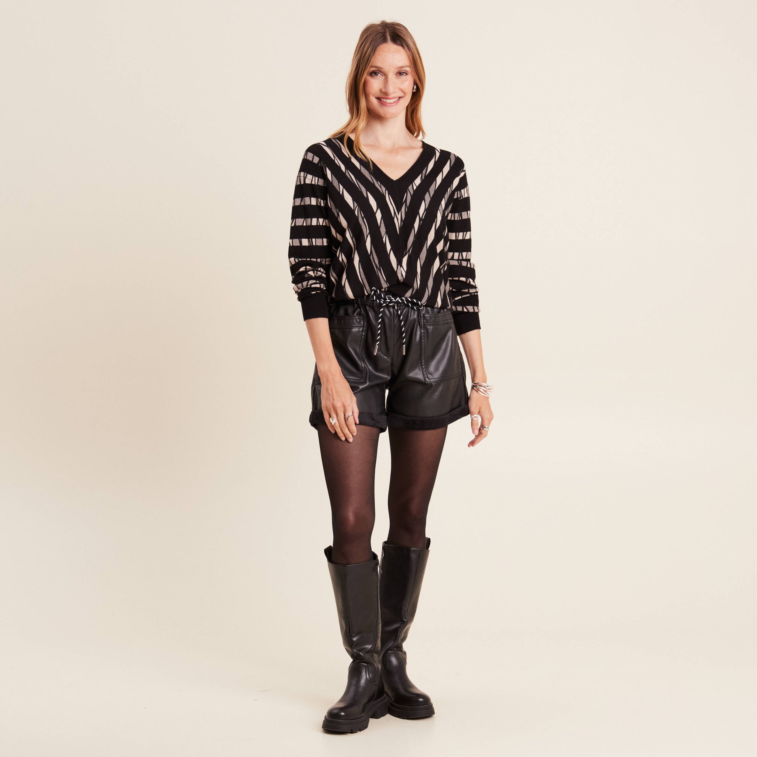 Pull manches longues noir femme