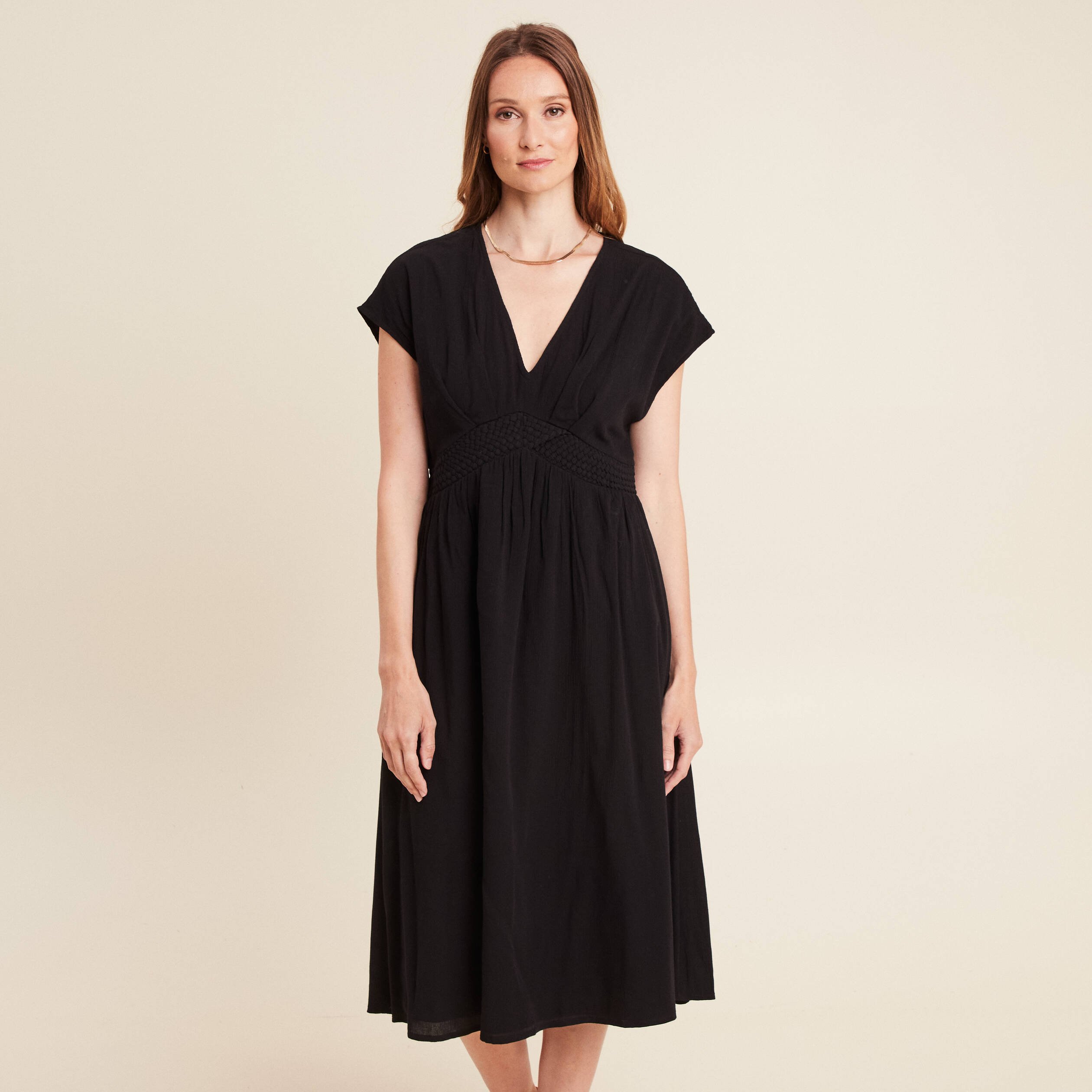 robe evasee courte manches courtes noir femme Robe évasée courte manches courtes noir femme