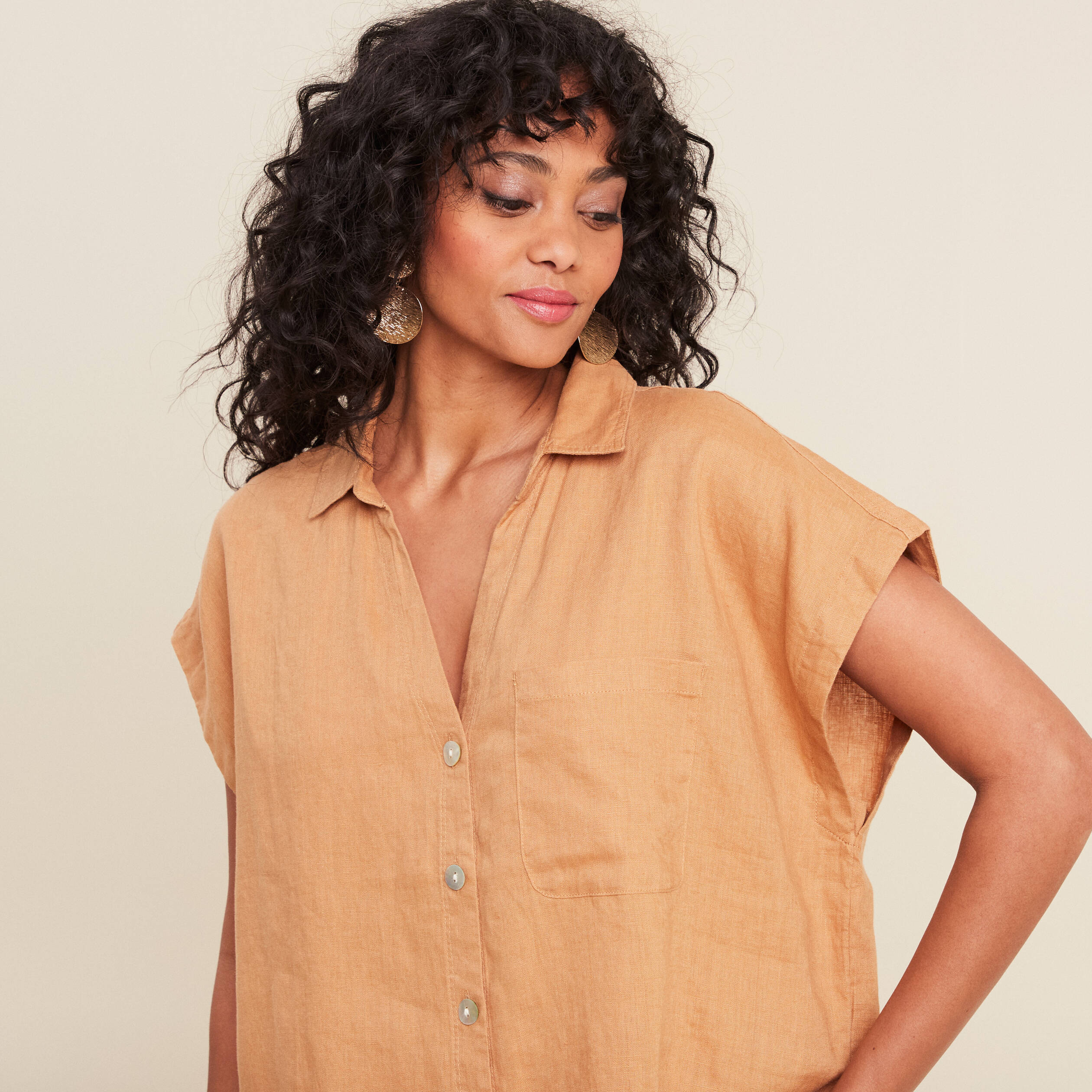 Chemise sans manches beige femme