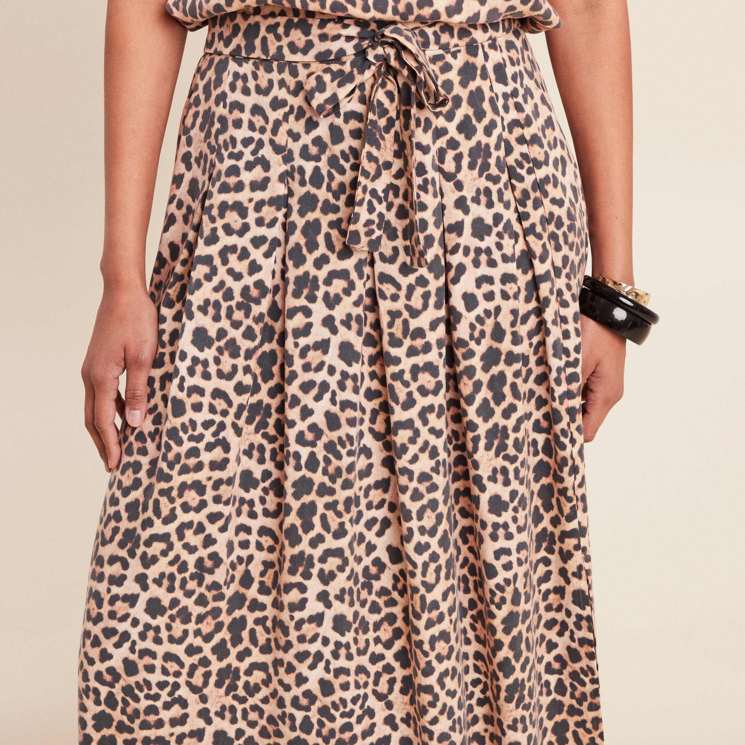 Jupe midi évasée plissée sable femme