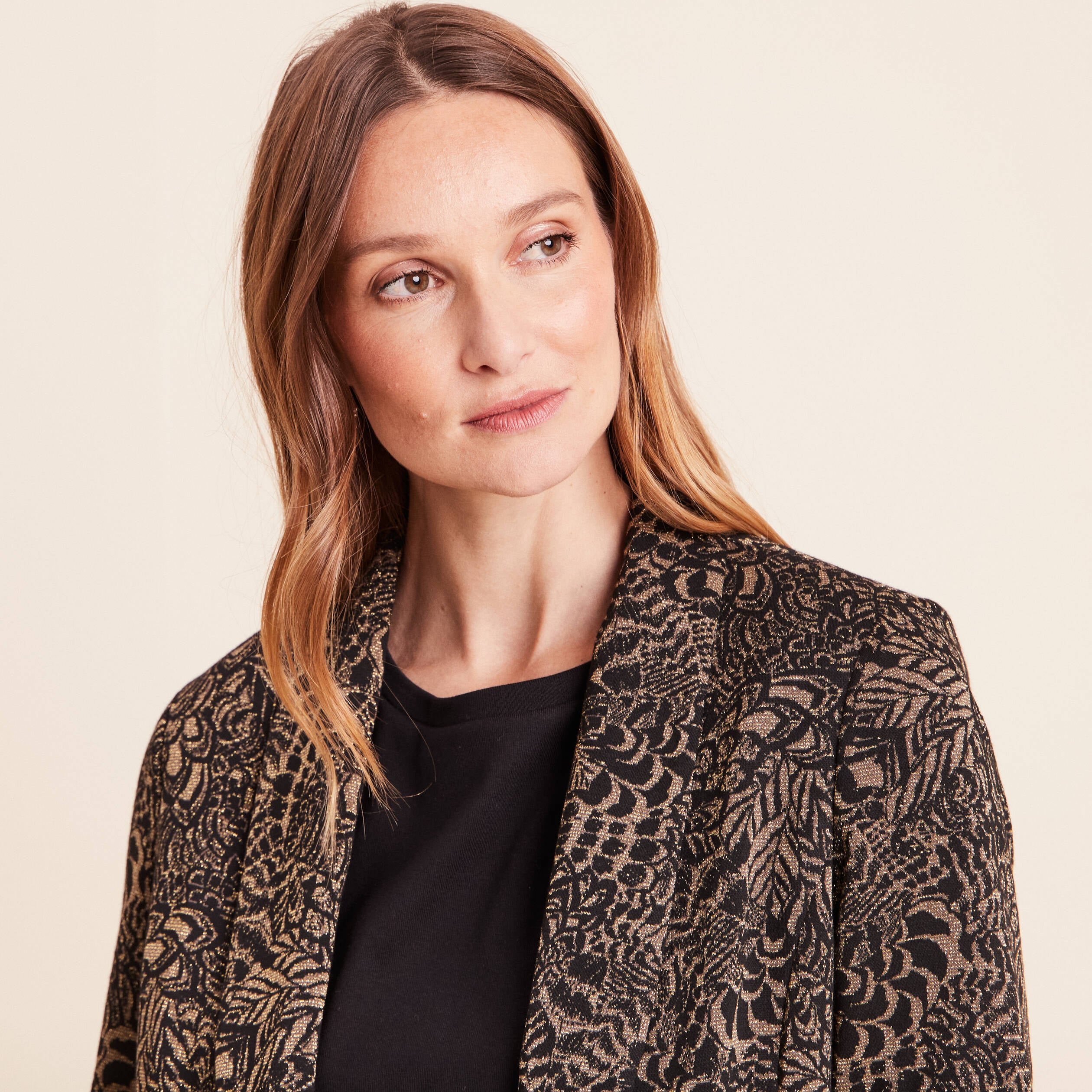 Veste cintr&eacute;e manches 3/4 col ch&acirc;le vert kaki femme