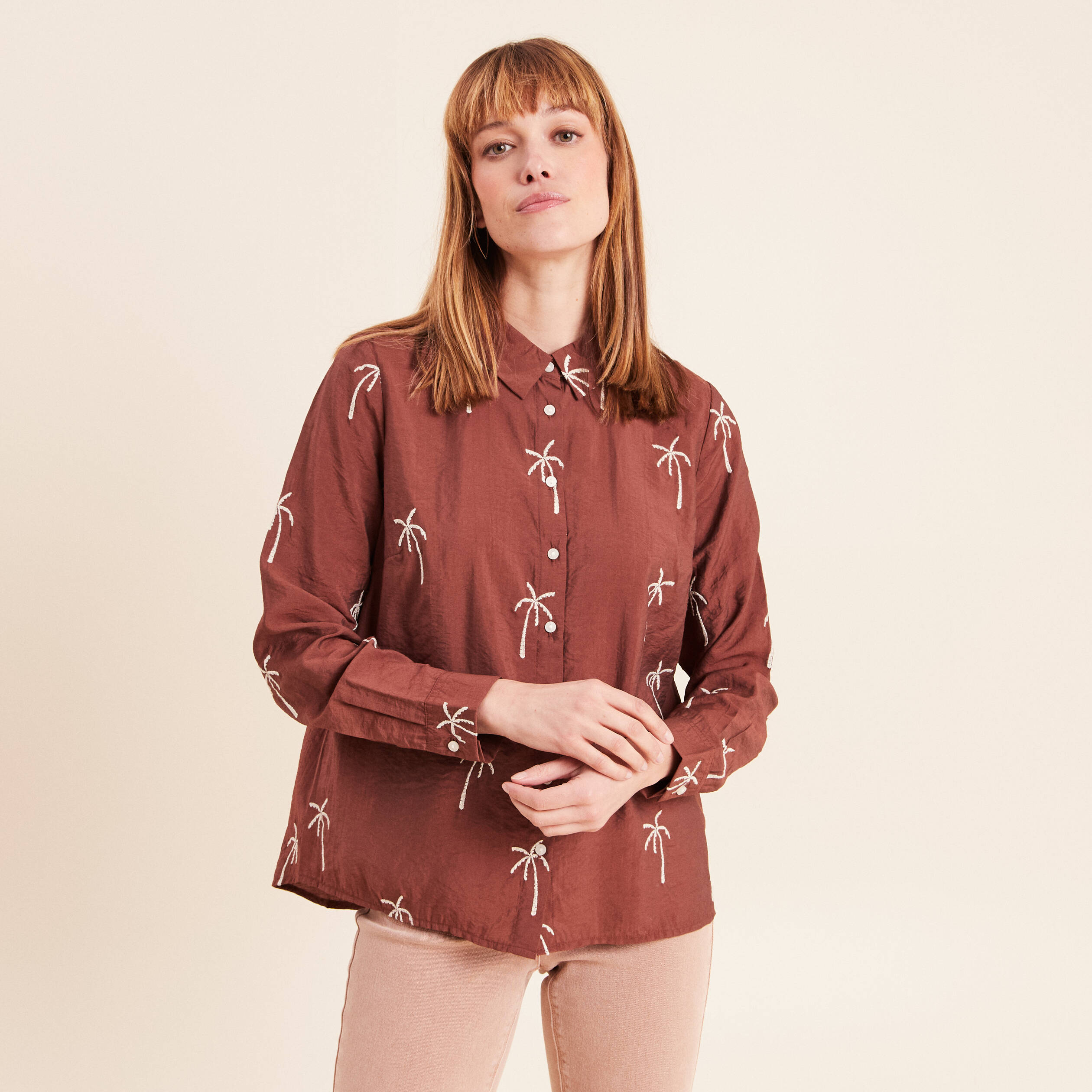Chemise fluide brod&eacute;e manches longues marron femme
