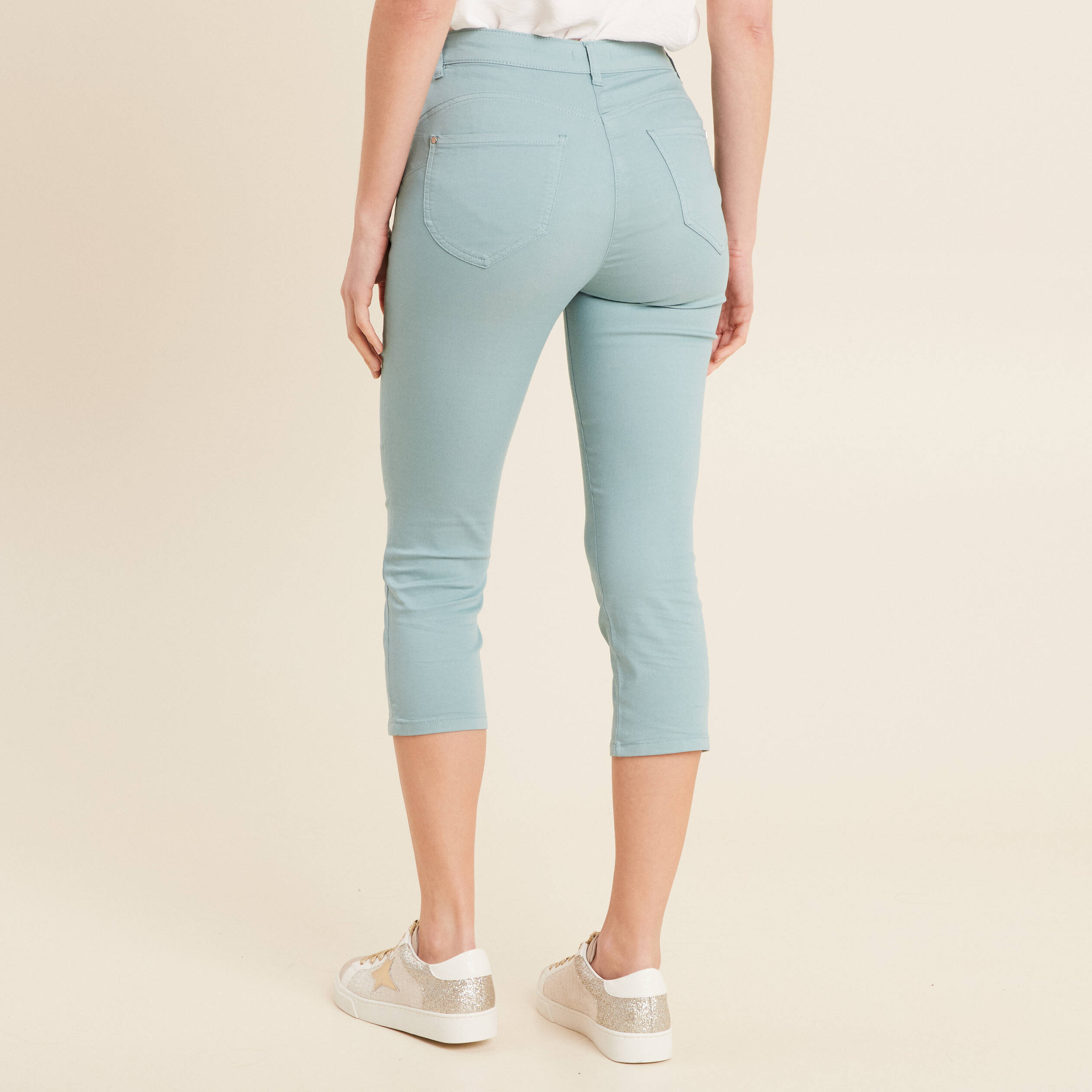 Pantacourt droit taille standard bleu canard femme