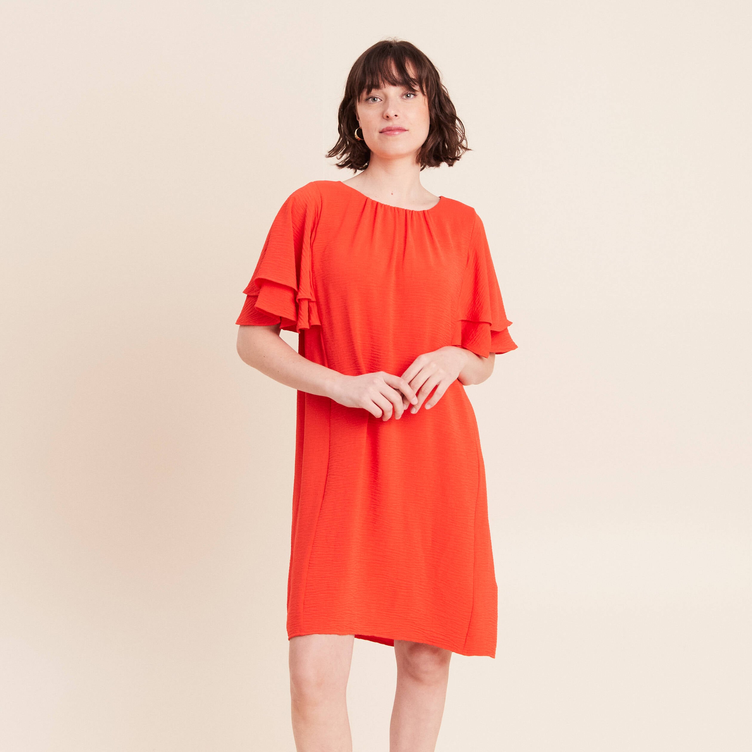 Robe courte &eacute;vas&eacute;e manches courtes orange fonc&eacute; femme
