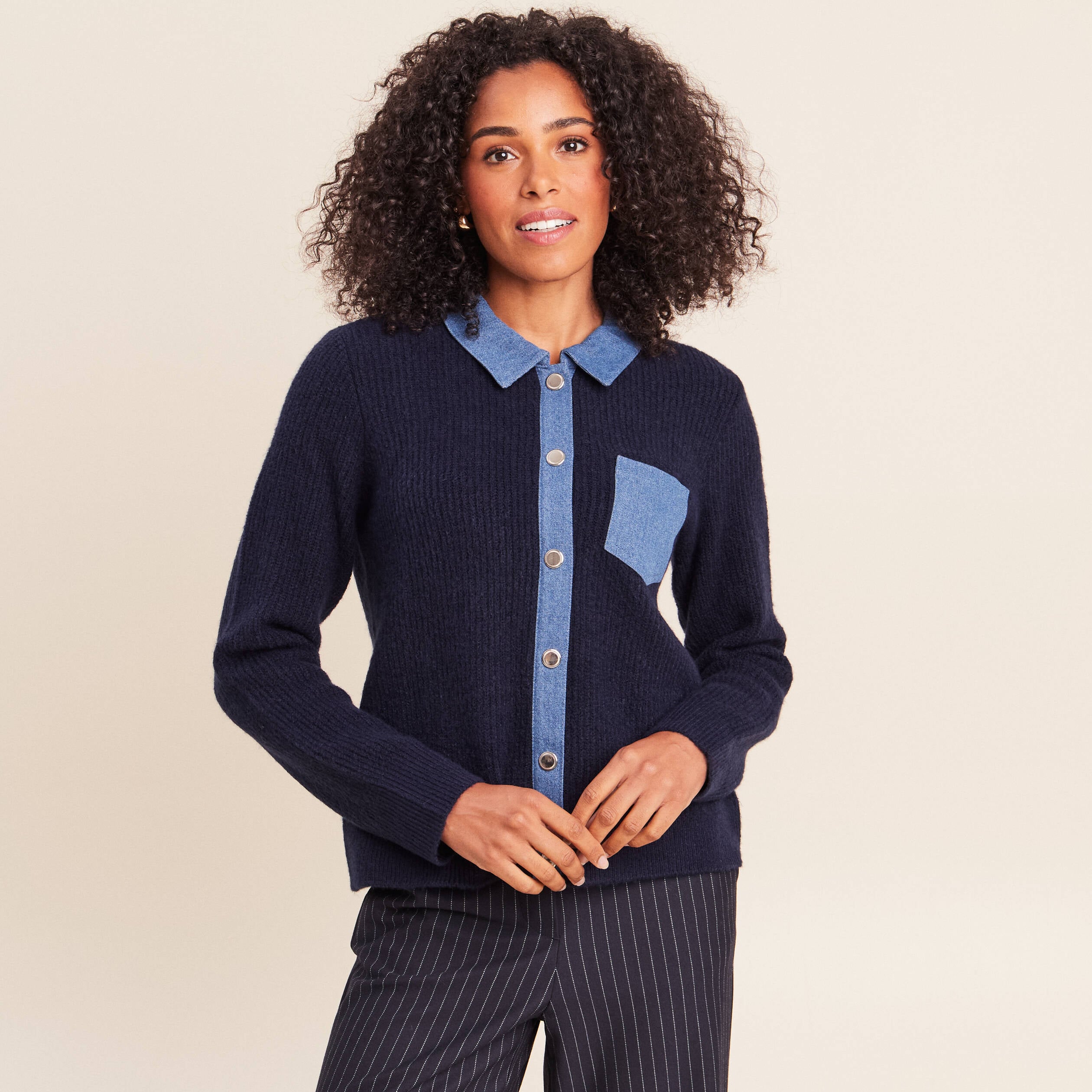 Veste col chemise manches longues bleu fonc&eacute; femme