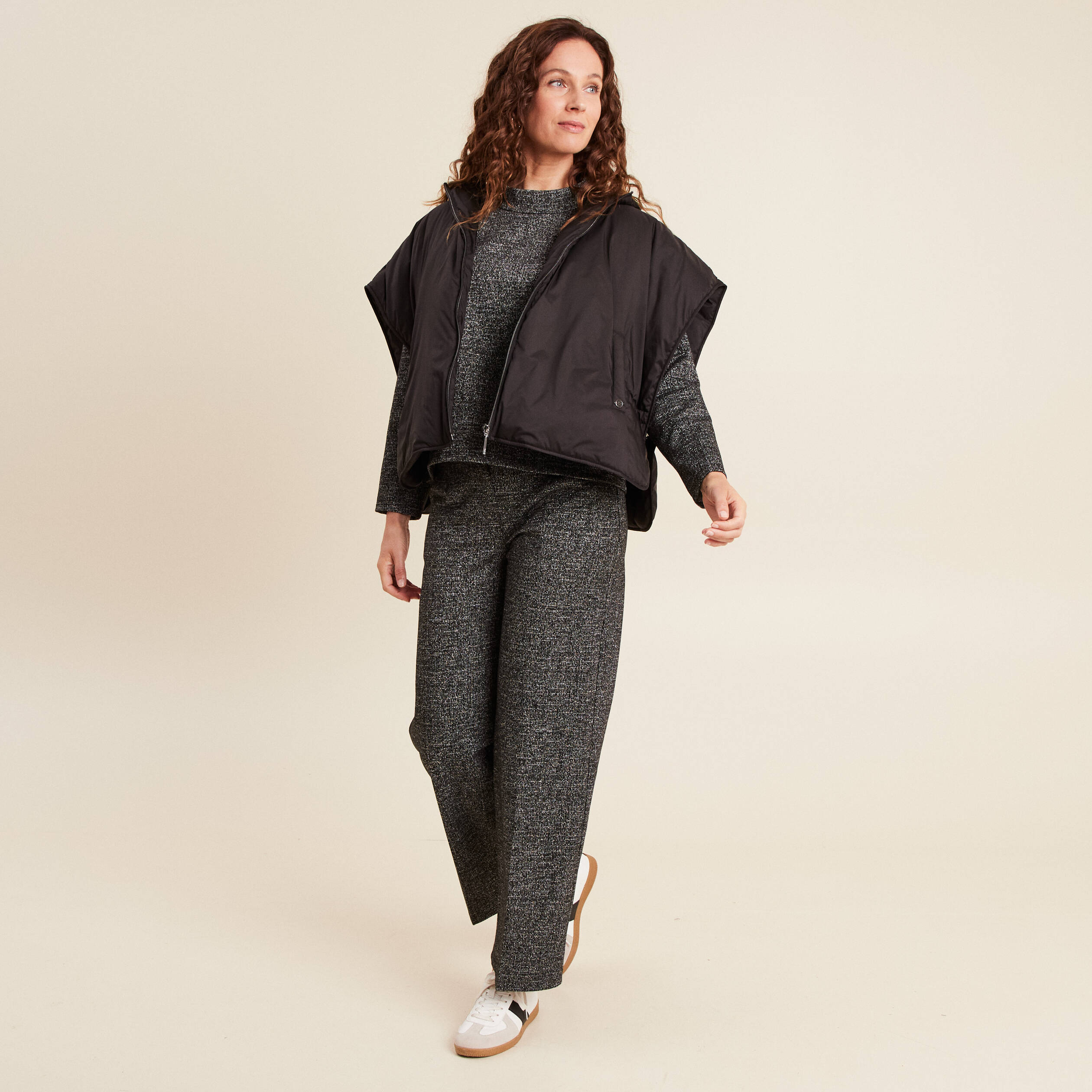 poncho coupe ample noir femme Poncho coupe ample noir femme