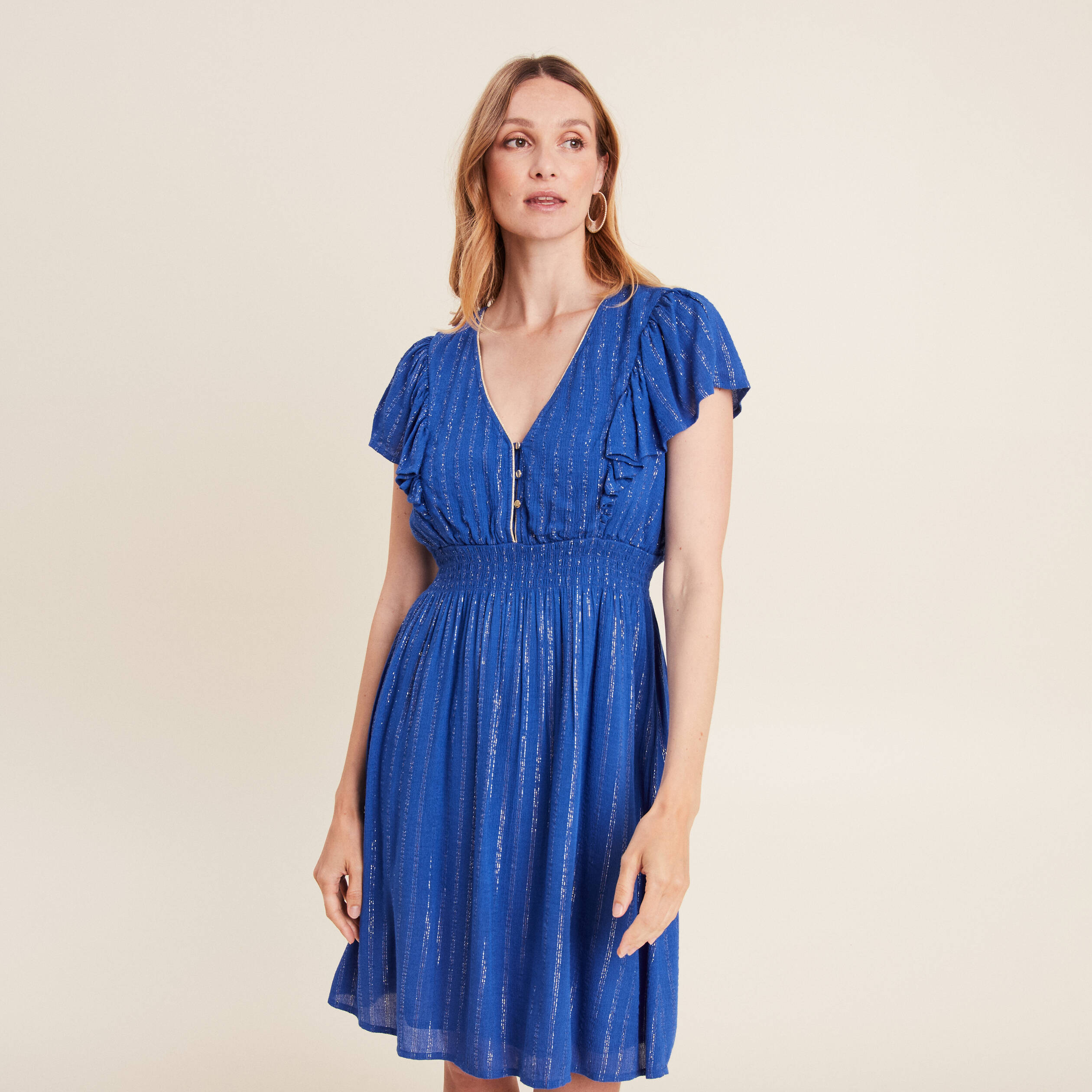 Robe droite fluide smockée bleu electrique femme