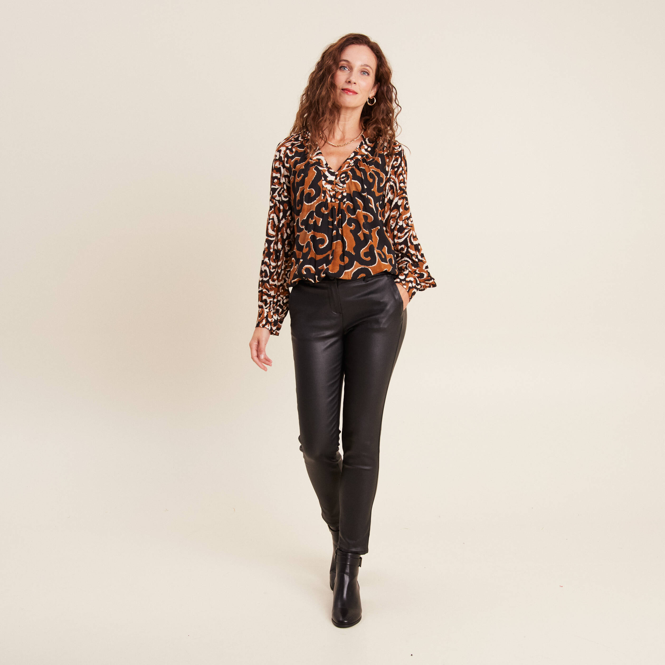 Blouse manches longues noir femme
