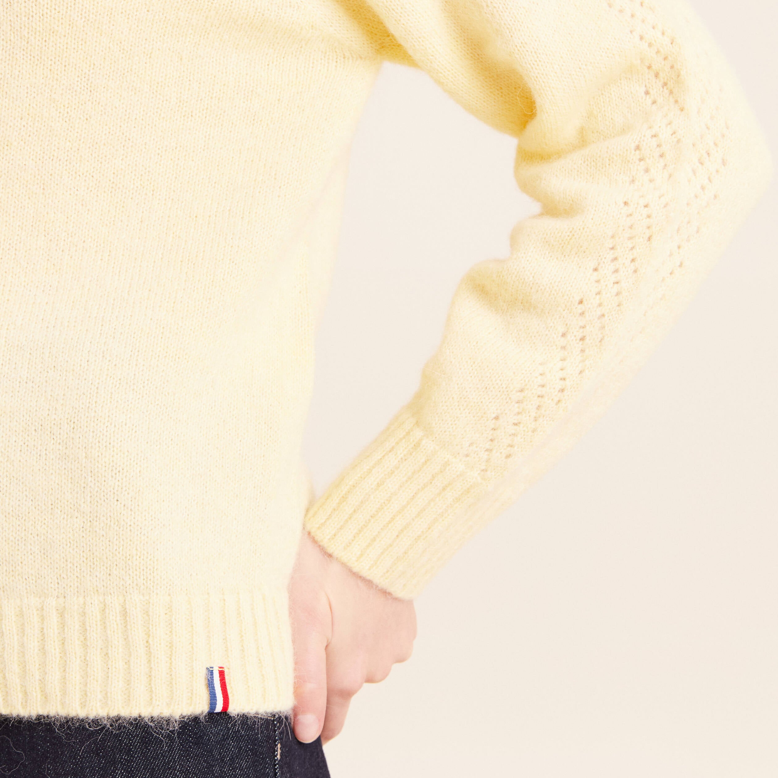 Gilet manches longues col rond jaune pastel femme