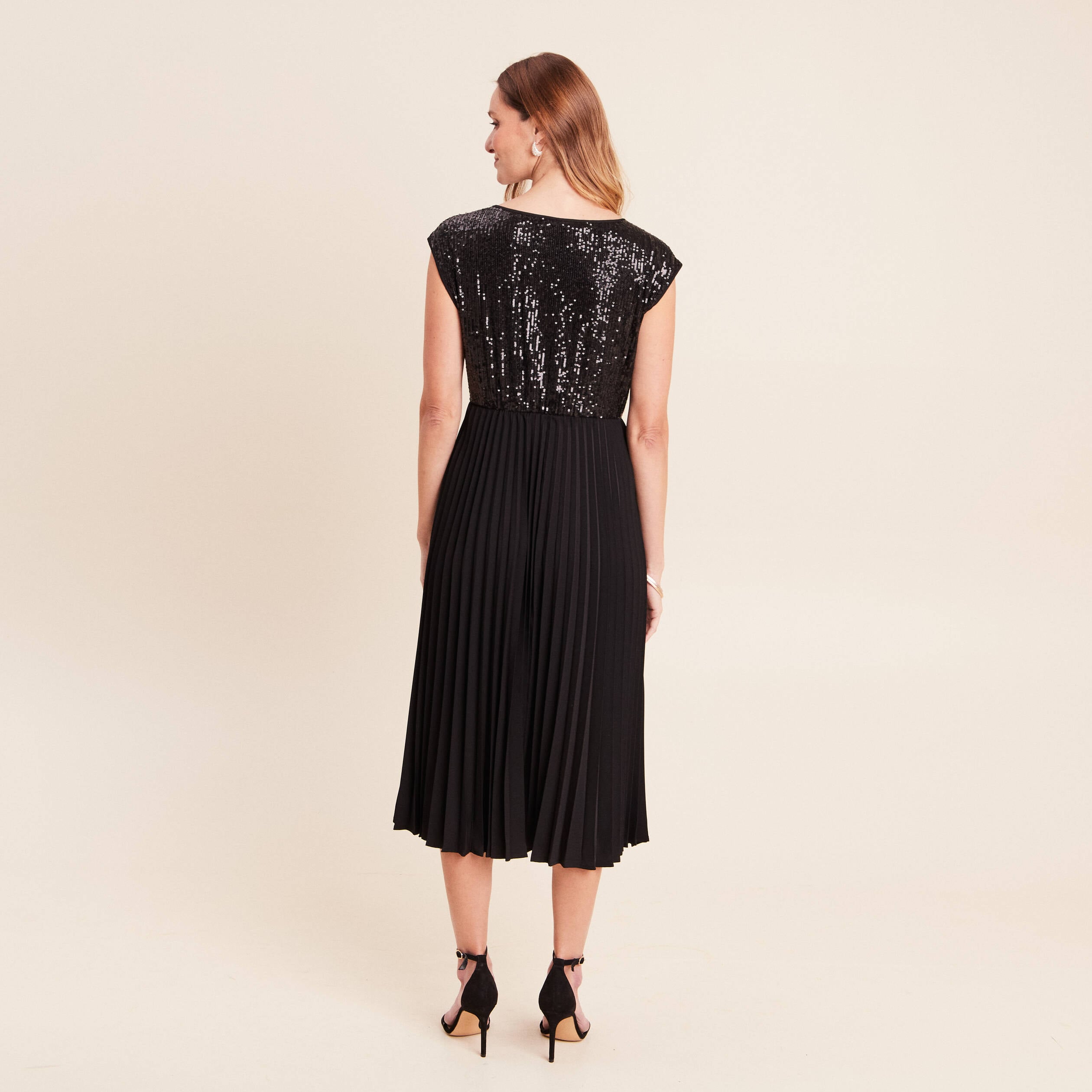 Robe midi &eacute;vas&eacute;e noir femme