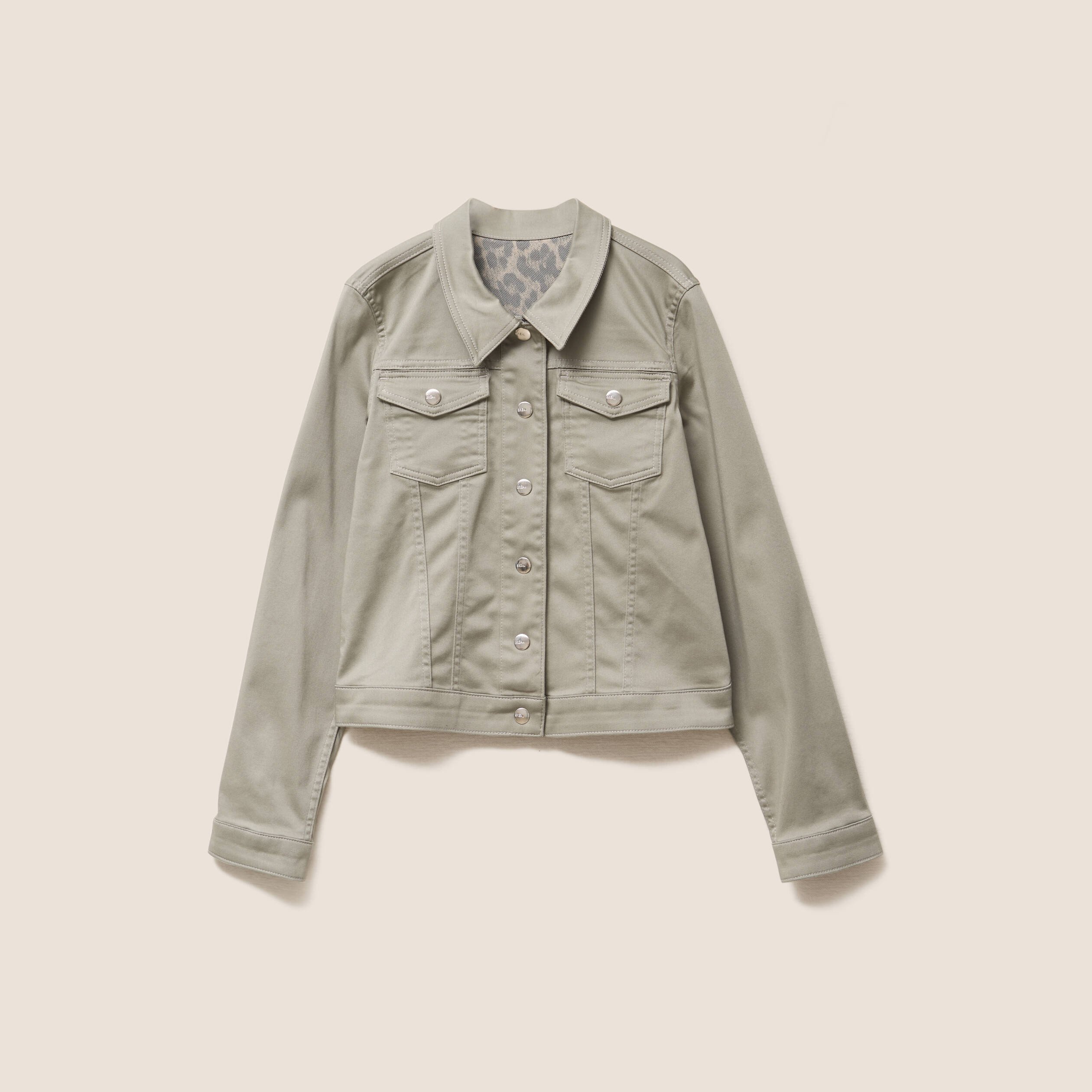 veste cintree reversible sans col vert olive femme veste cintrée réversible sans col vert olive femme