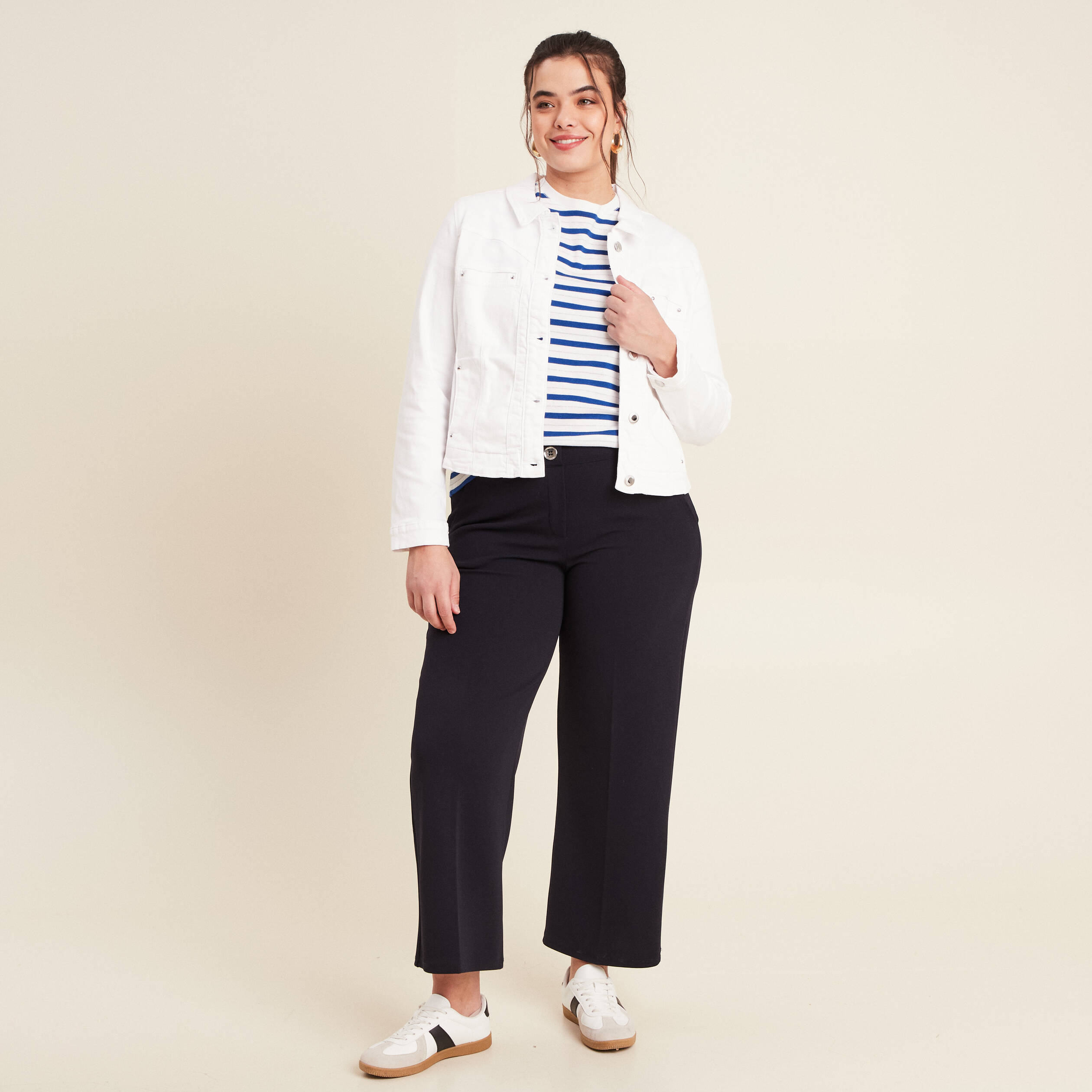 Blouson ajusté boutonné ecru femme