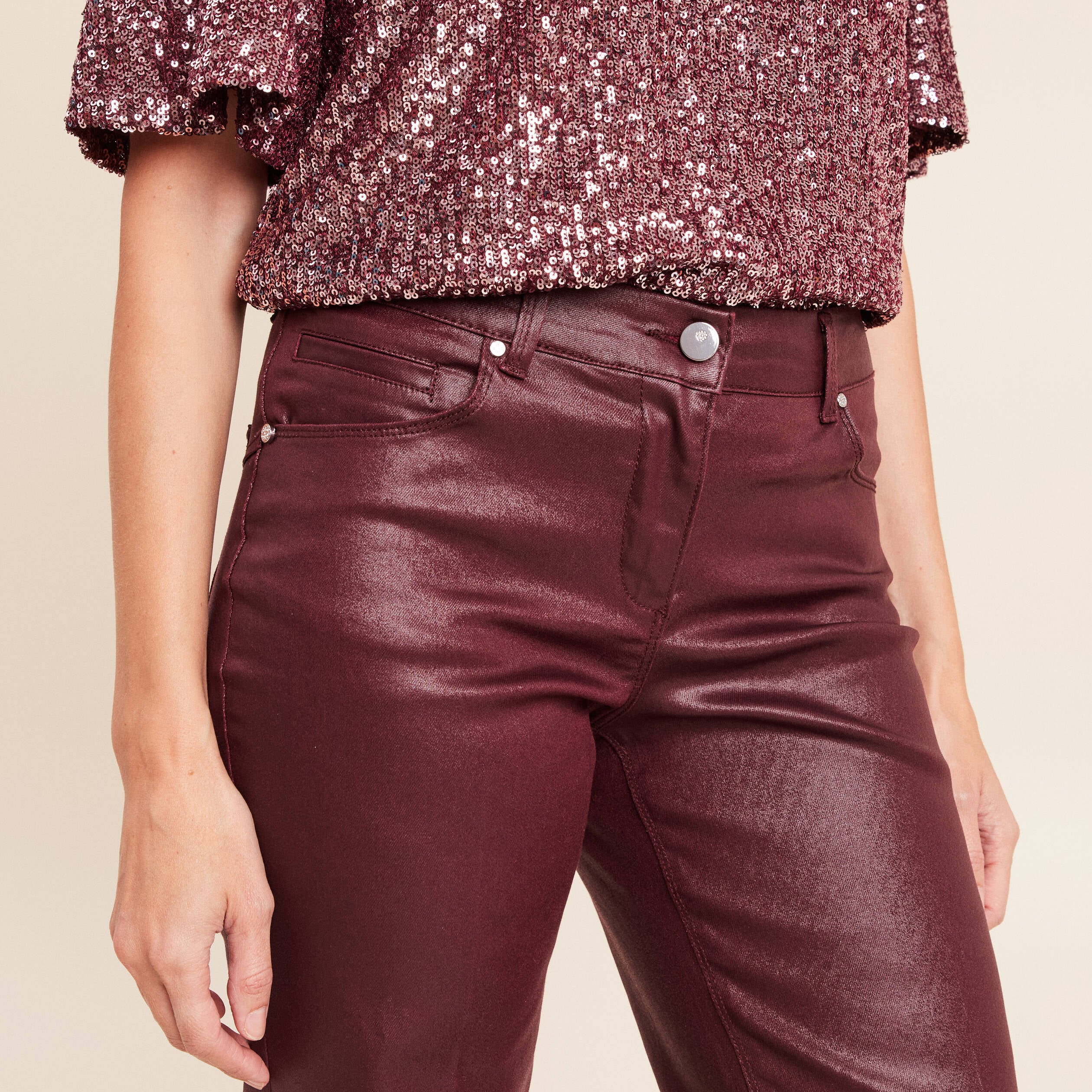 Pantalon enduit coupe large bordeaux femme
