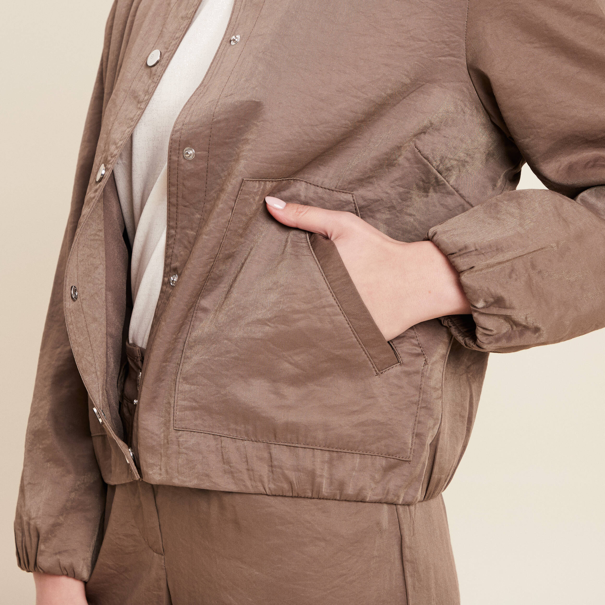 blouson boutonne satin taupe femme Blouson boutonné satin taupe femme
