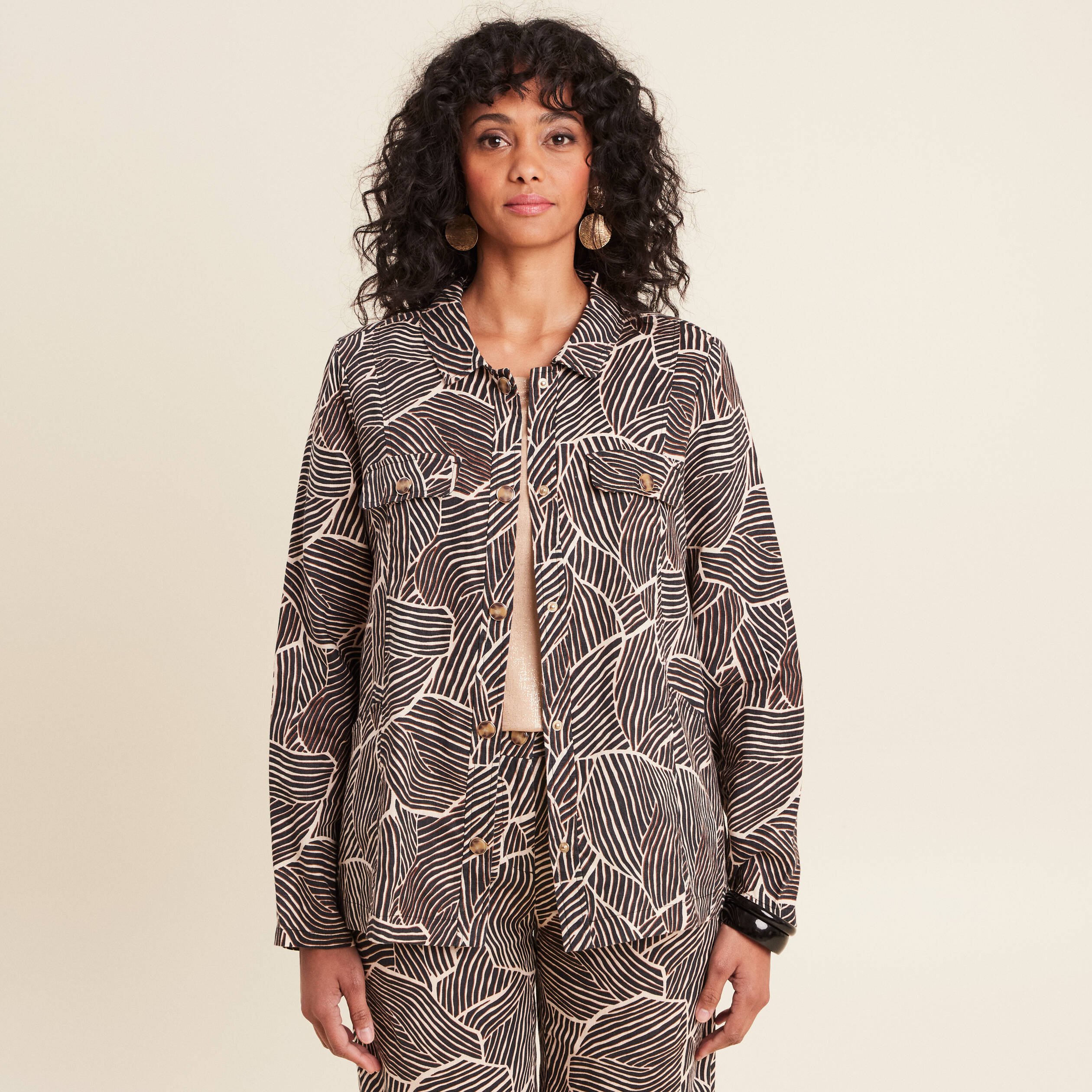 surchemise manches longues noir femme Surchemise manches longues noir femme