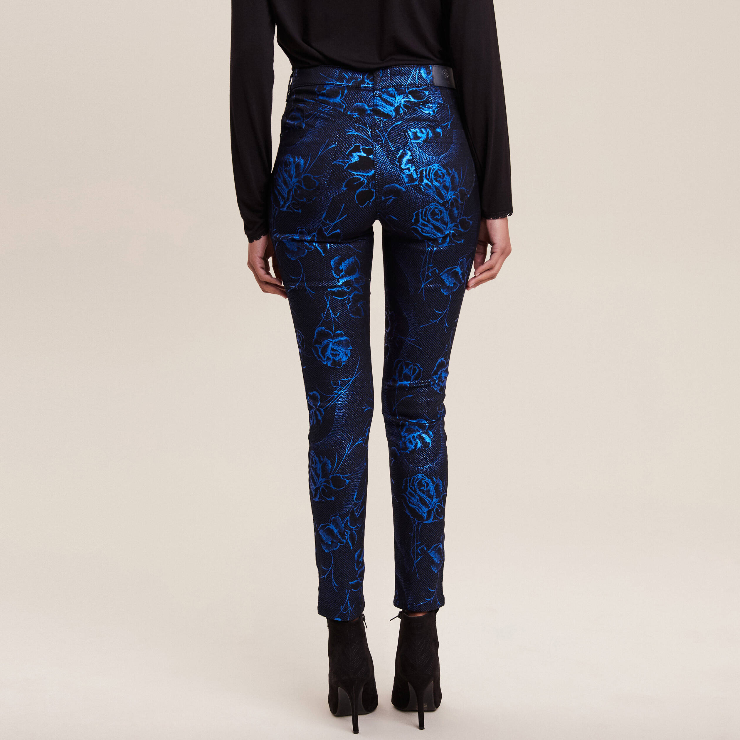 Pantalon ajusté enduit 7/8ème bleu electrique femme