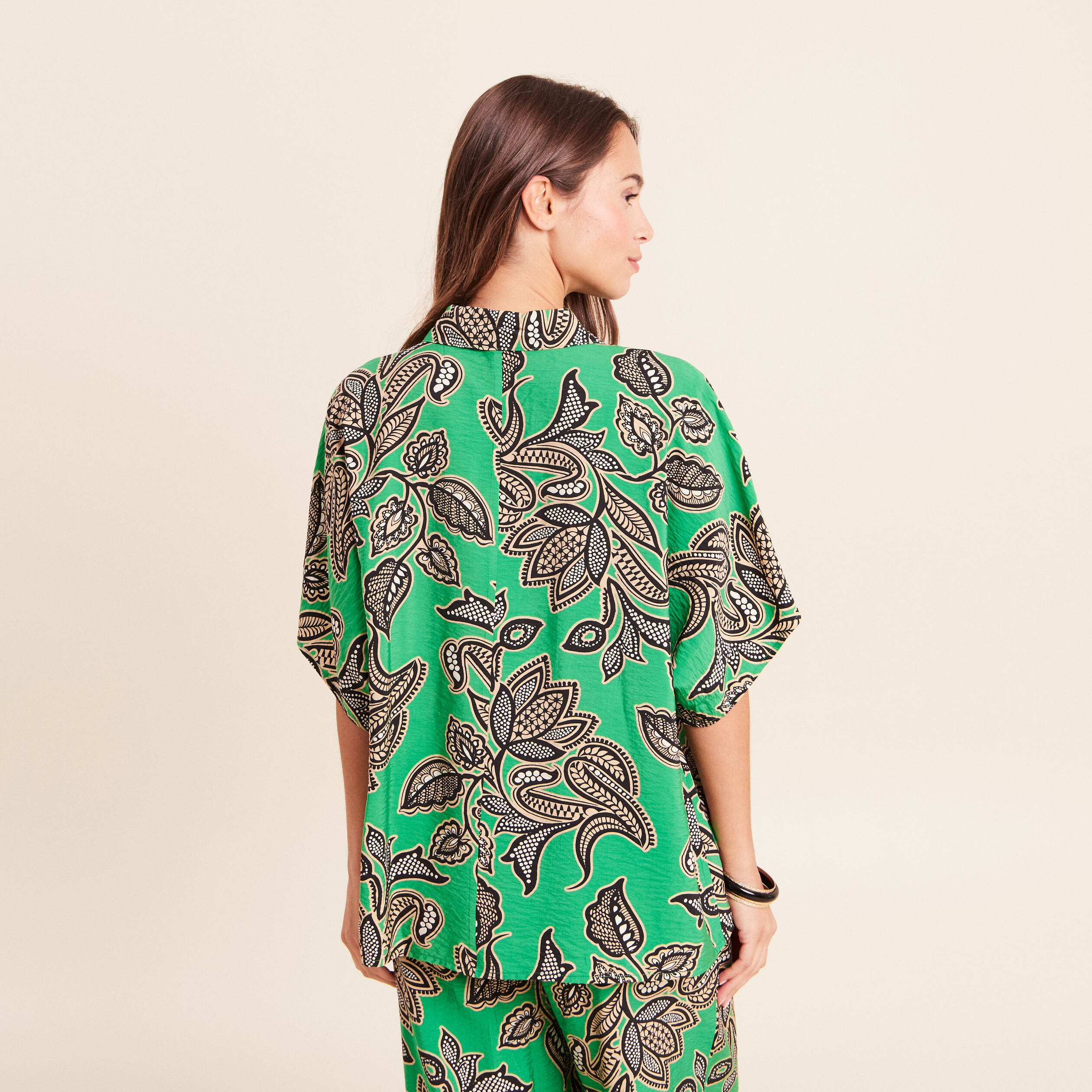 Chemise ample manches courtes fluide vert femme