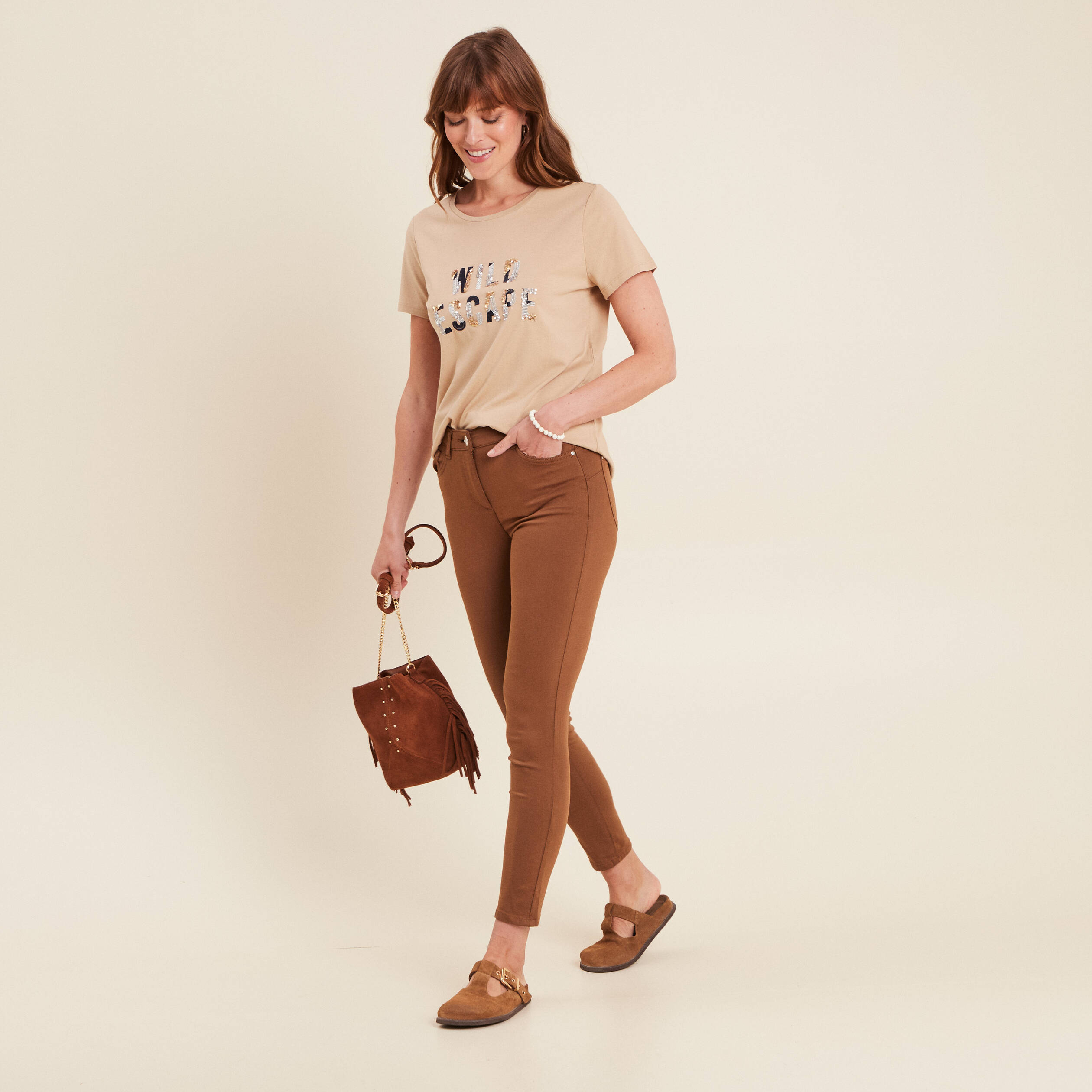 t shirt sequins manches courtes sable femme T-shirt sequins manches courtes sable femme