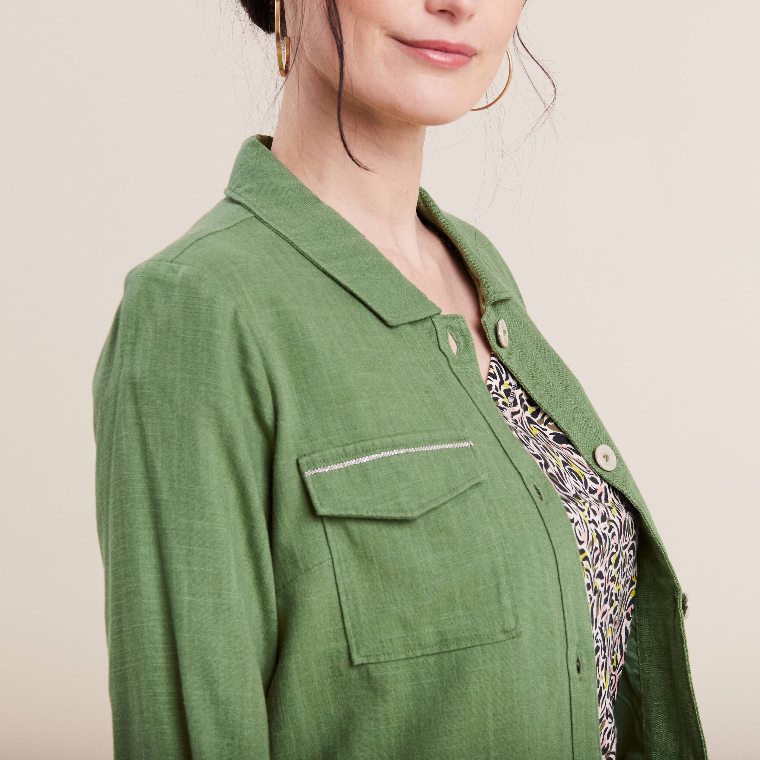 Veste droite boutonn&eacute;e vert femme