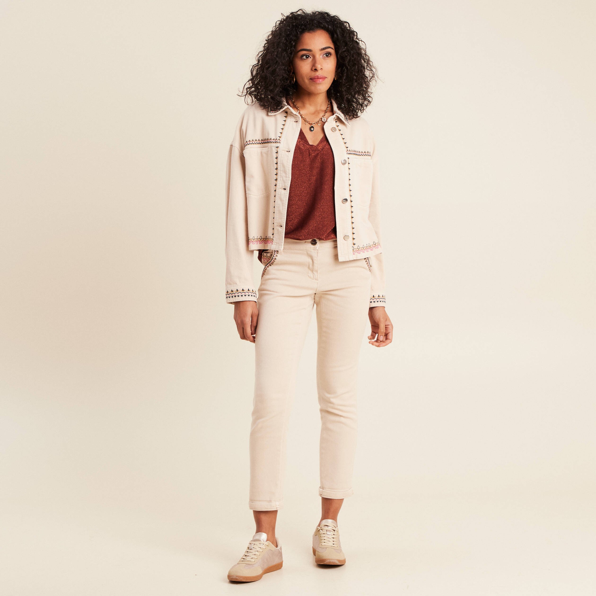 Pantalon chino brodé 7/8ème denim beige femme