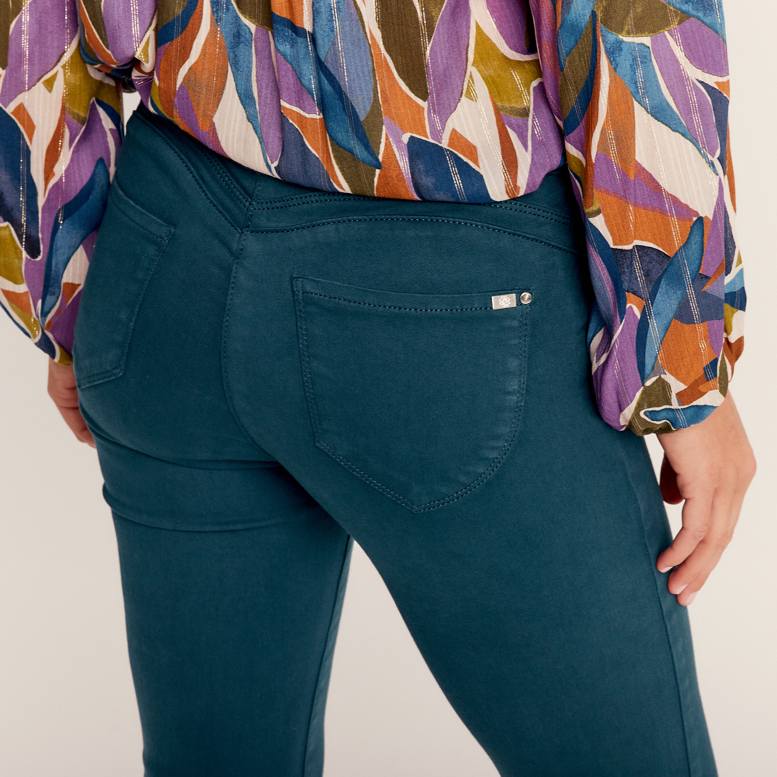 jean magique ajuste taille standard bleu canard femme Jean magique ajusté taille standard bleu canard femme