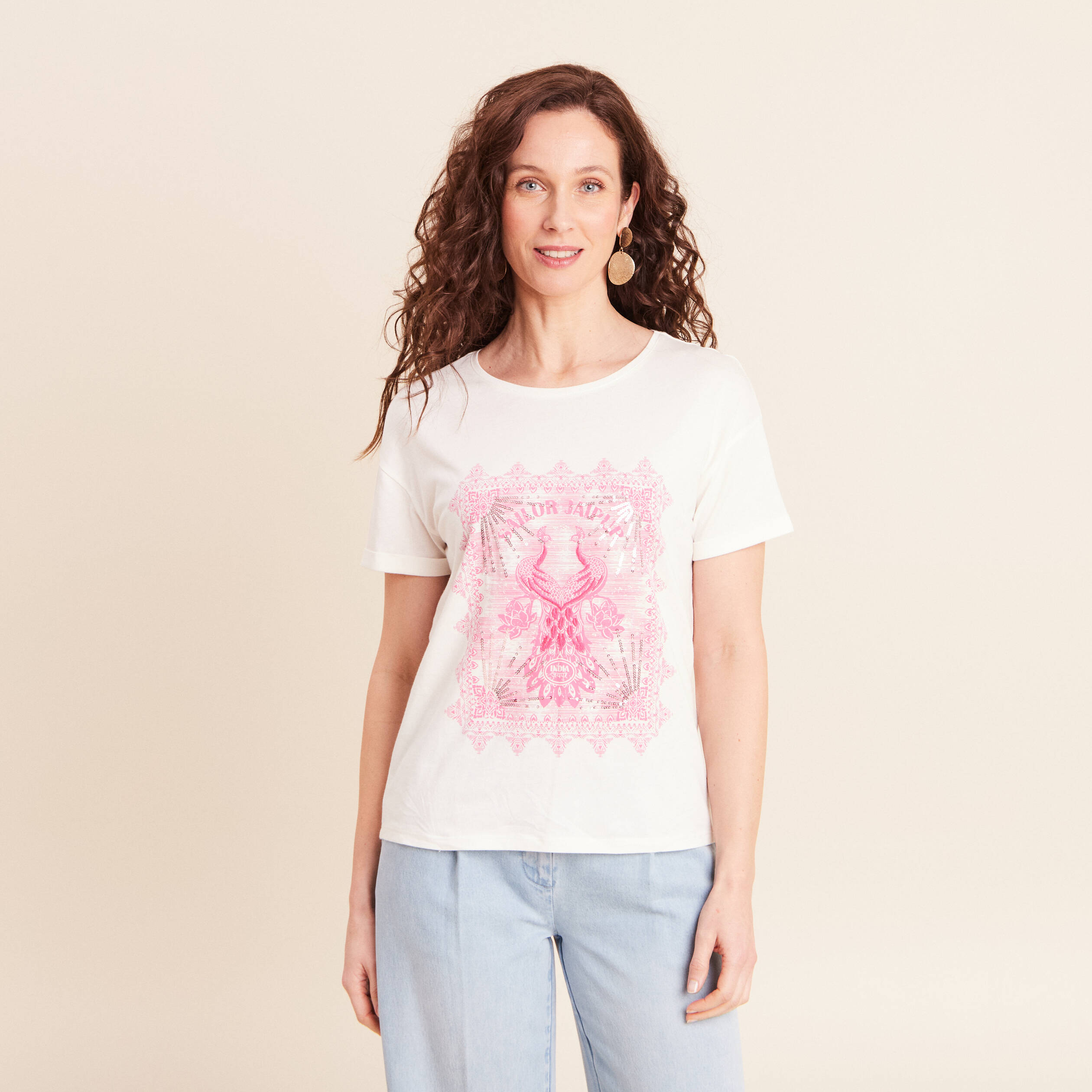 T-shirt col rond manches courtes brod&eacute; ecru femme