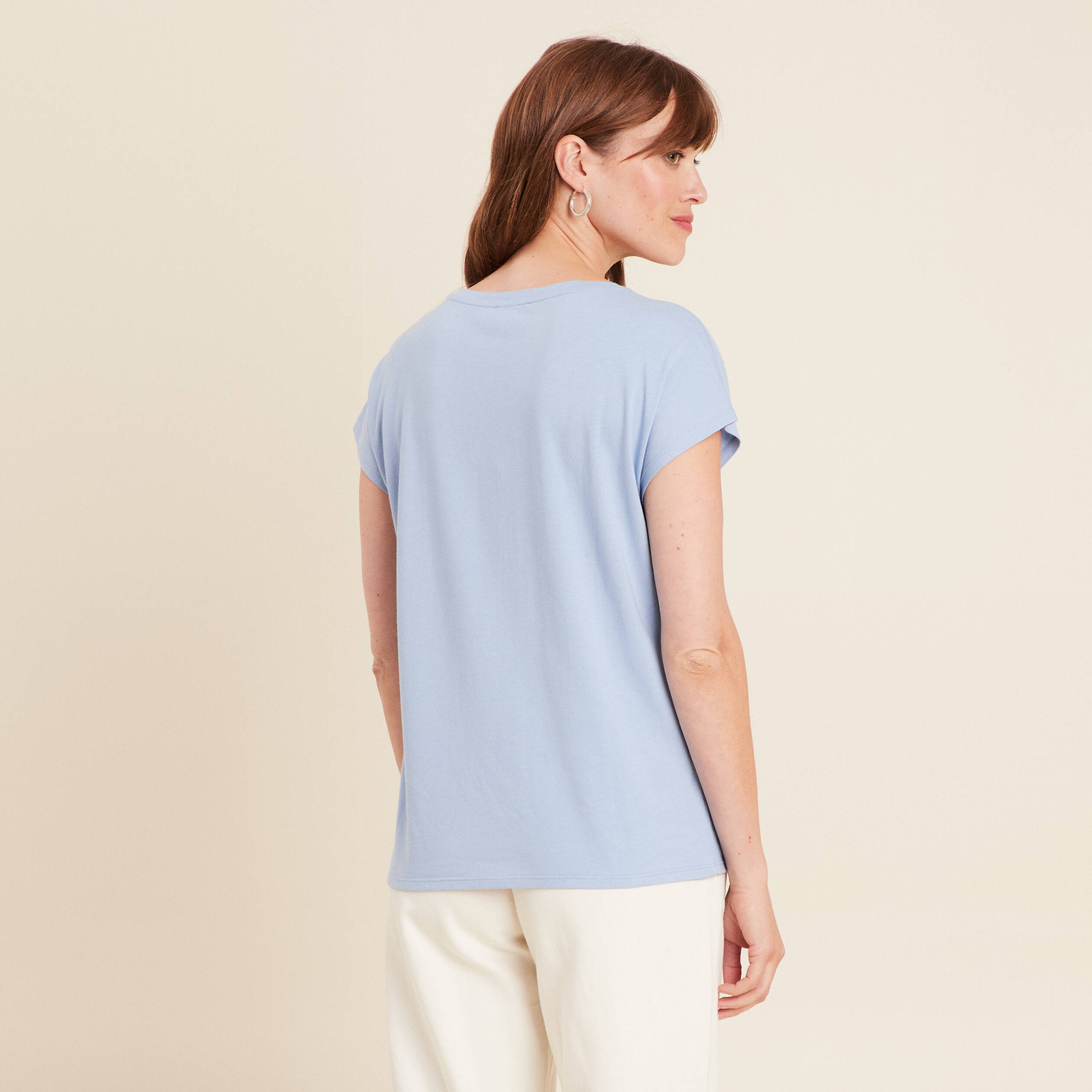 t shirt manches courtes strass bleu ciel femme T-shirt manches courtes strass bleu ciel femme