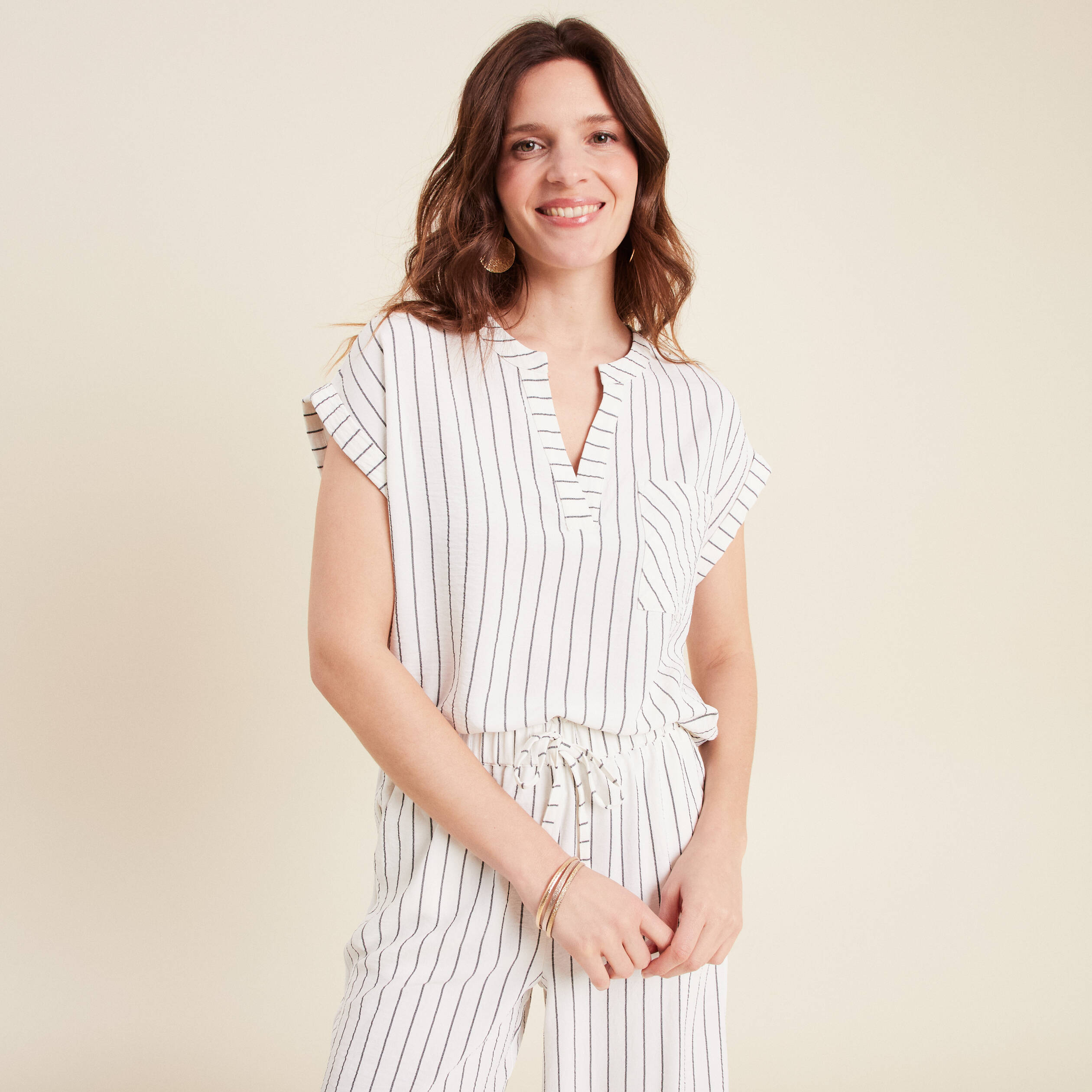 Blouse fluide manches courtes gris foncé femme