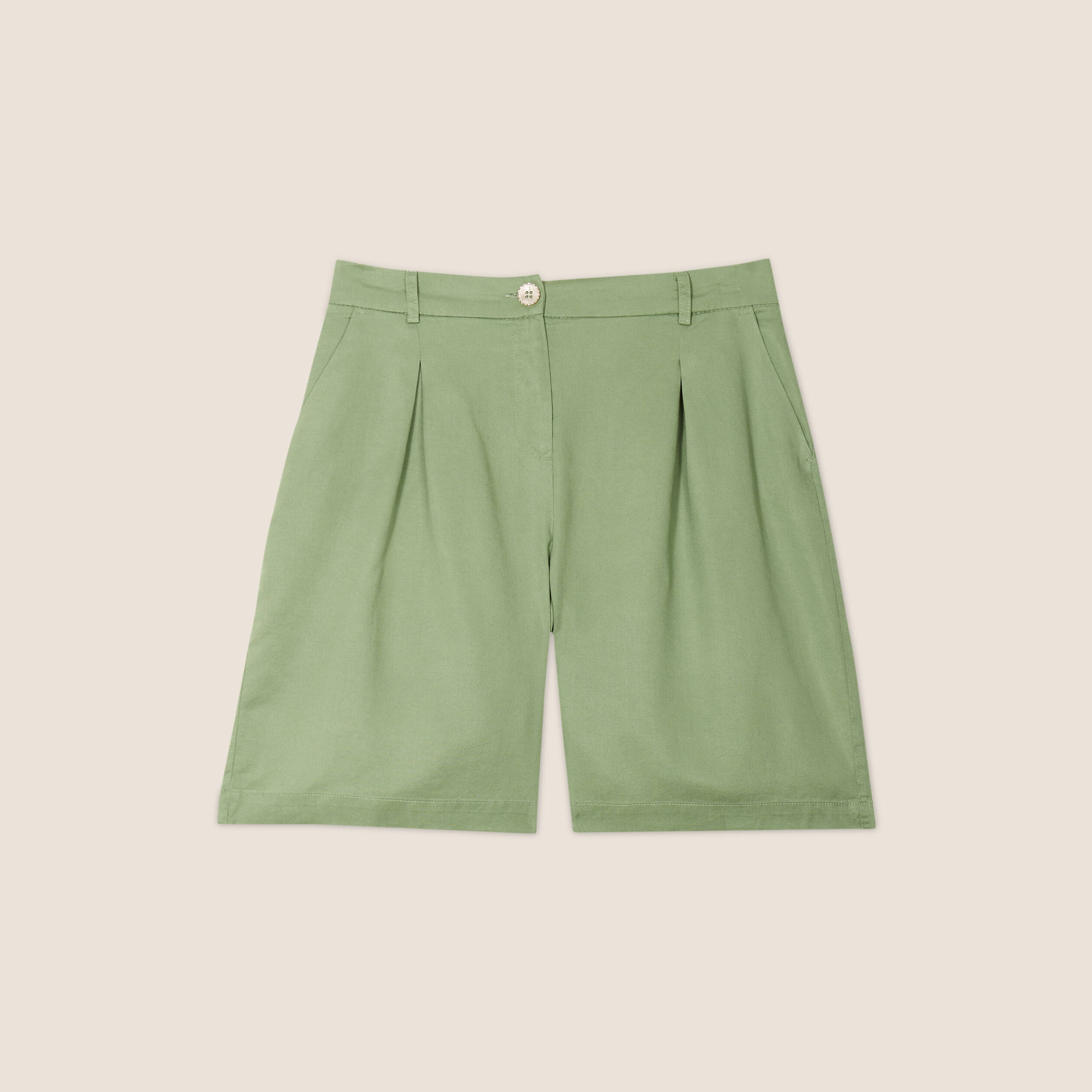 Short droit à pinces vert olive femme