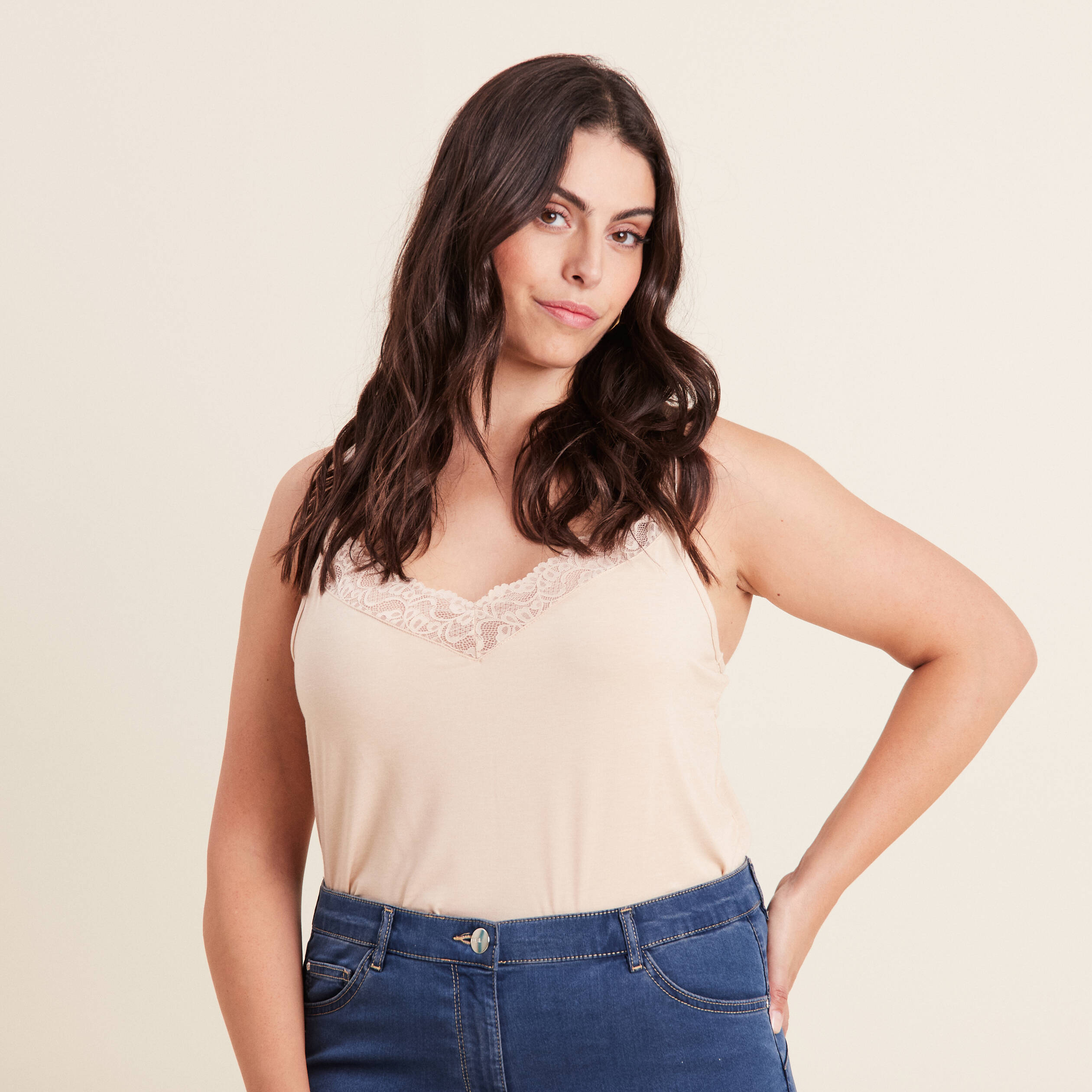 debardeur thermo douceur bretelles fines beige femme Débardeur thermo-douceur bretelles fines beige femme