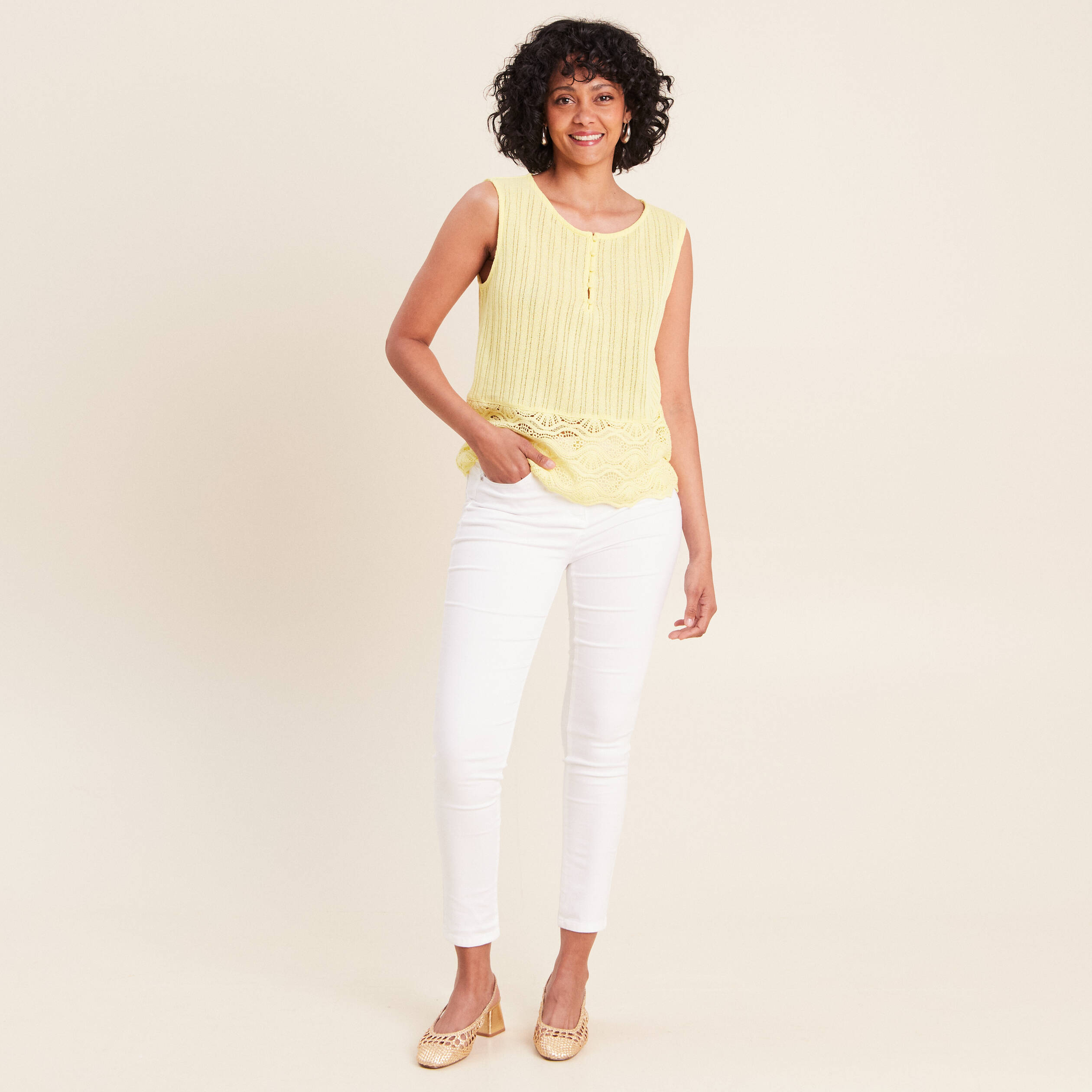 Top sans manches avec dentelle jaune pastel femme