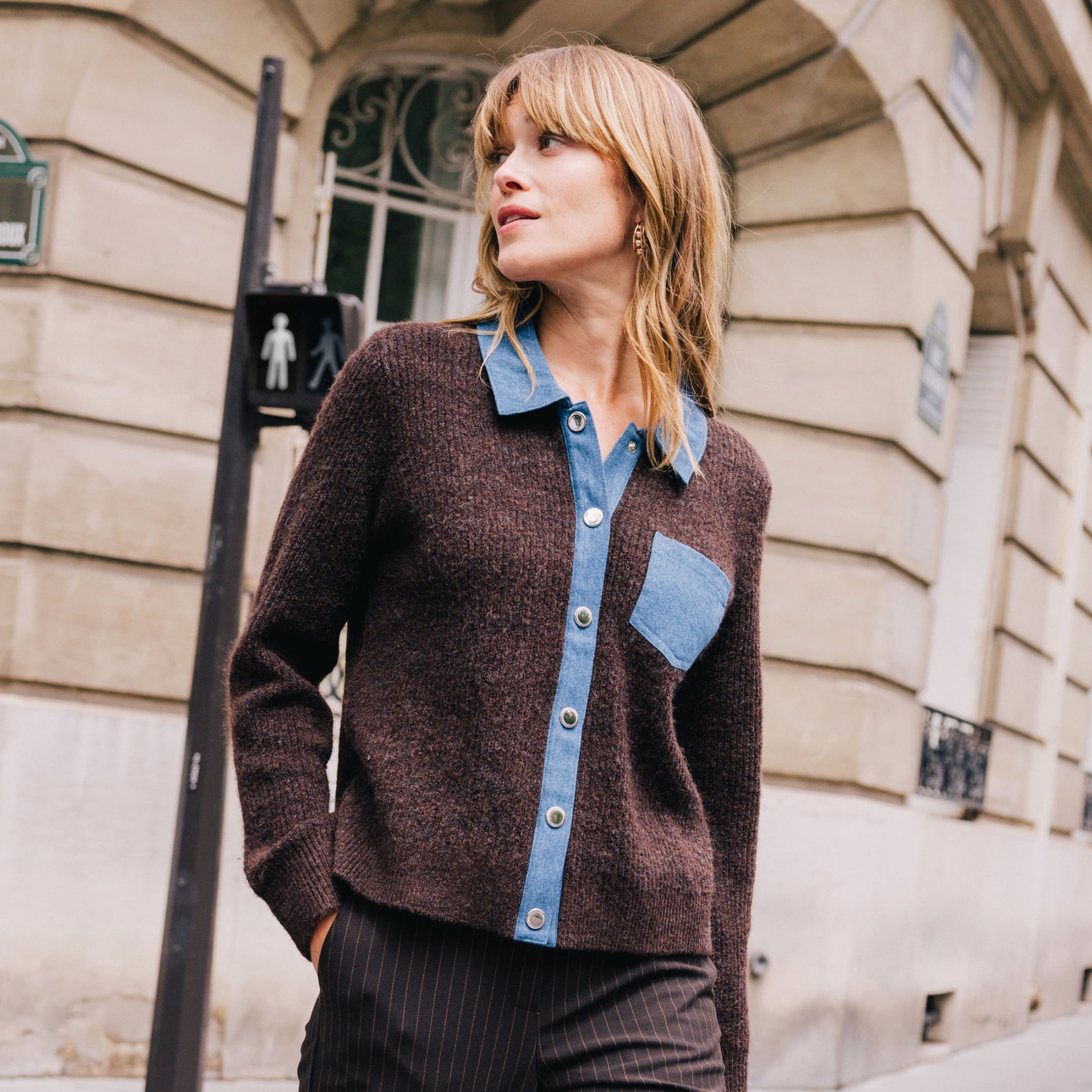 Veste col chemise manches longues marron fonc&eacute; femme
