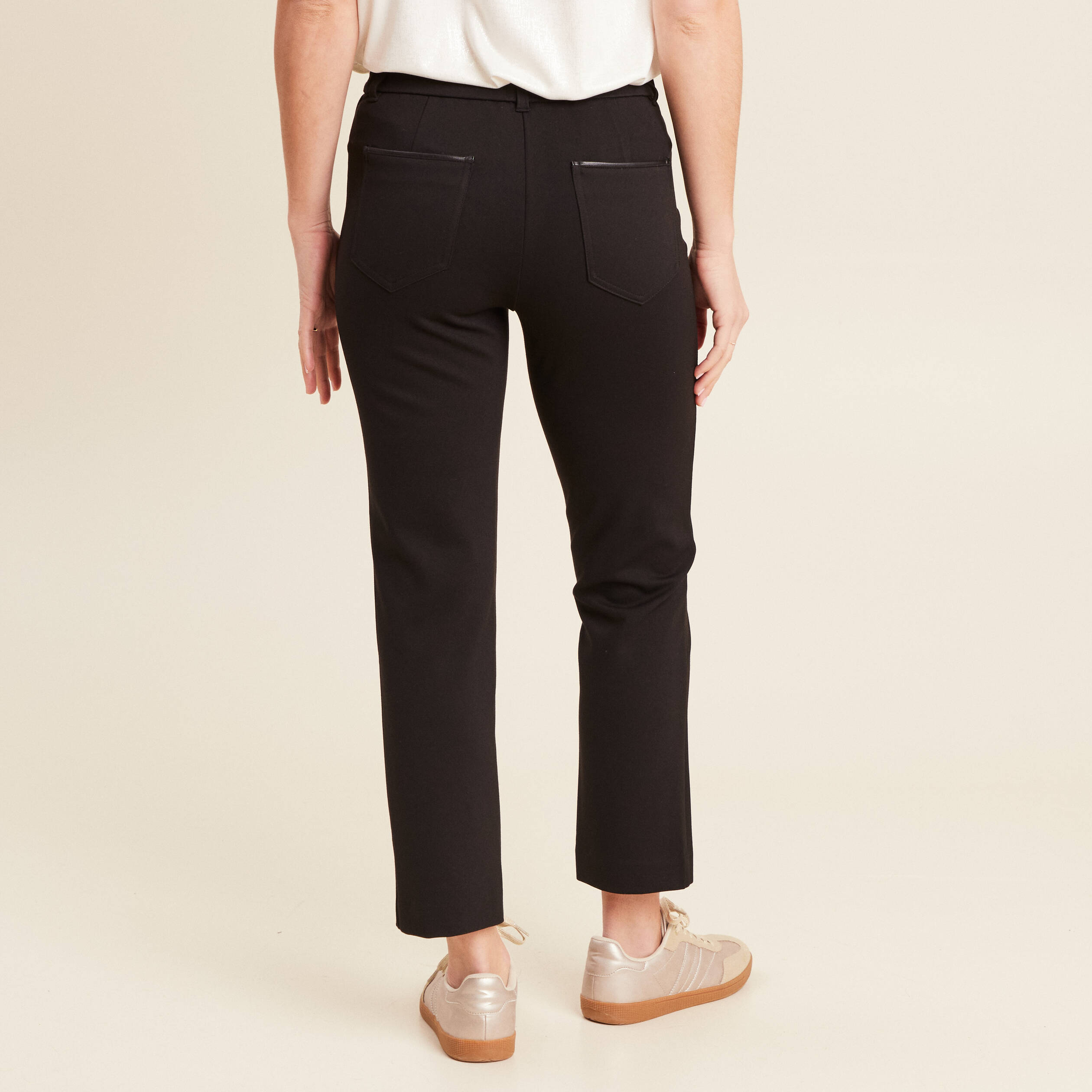 Pantalon droit noir femme