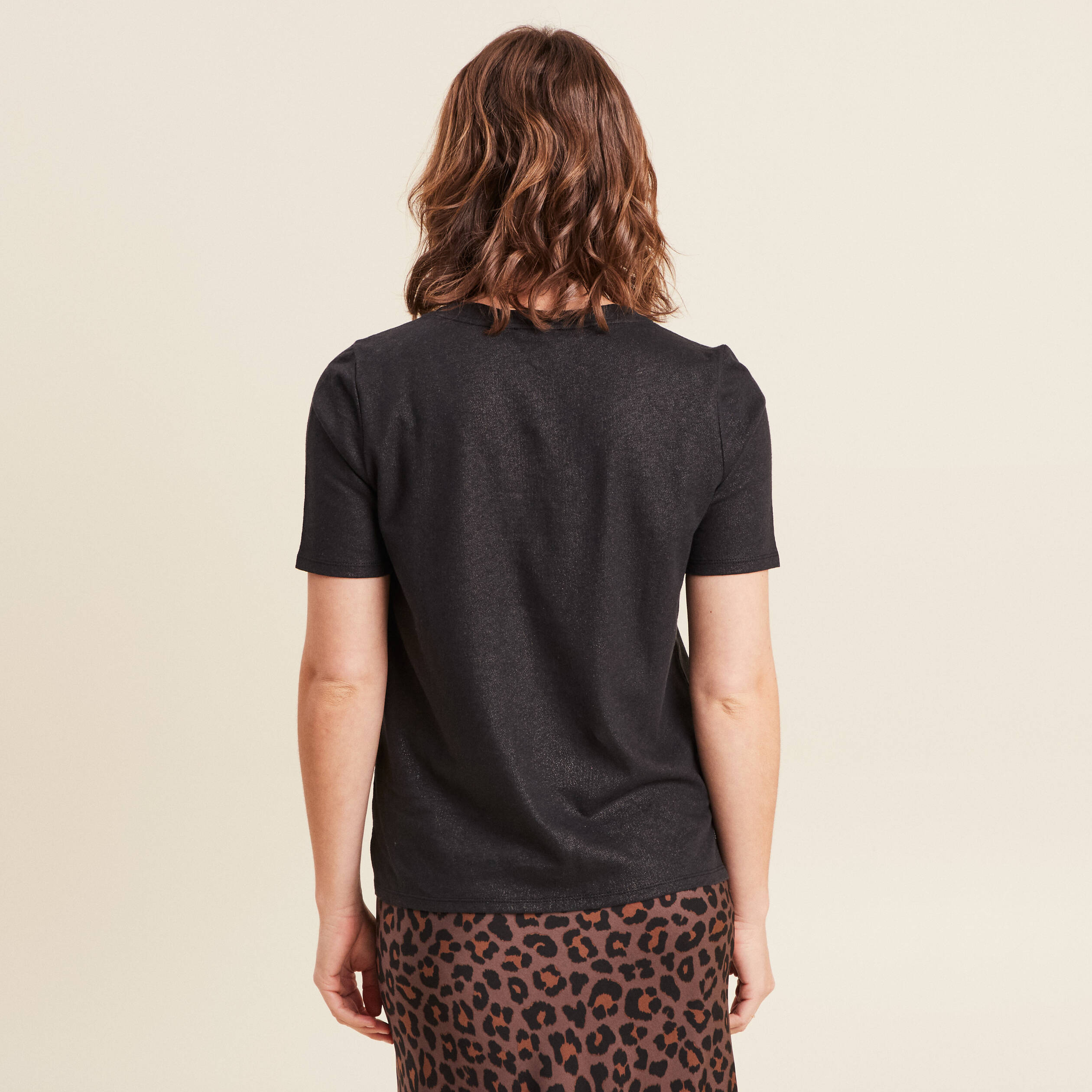 T-shirt col V manches courtes noir femme