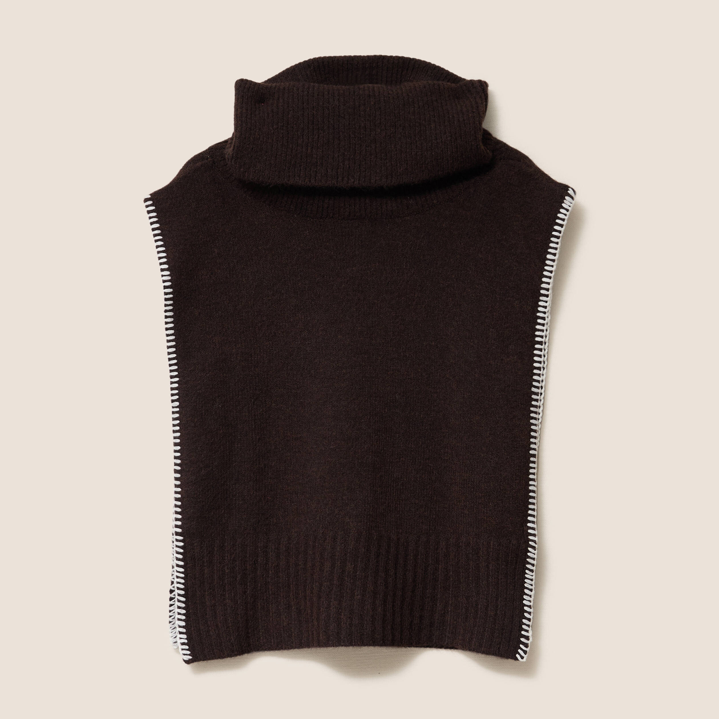 Pull sans manches aspect laineux marron fonc&eacute; femme