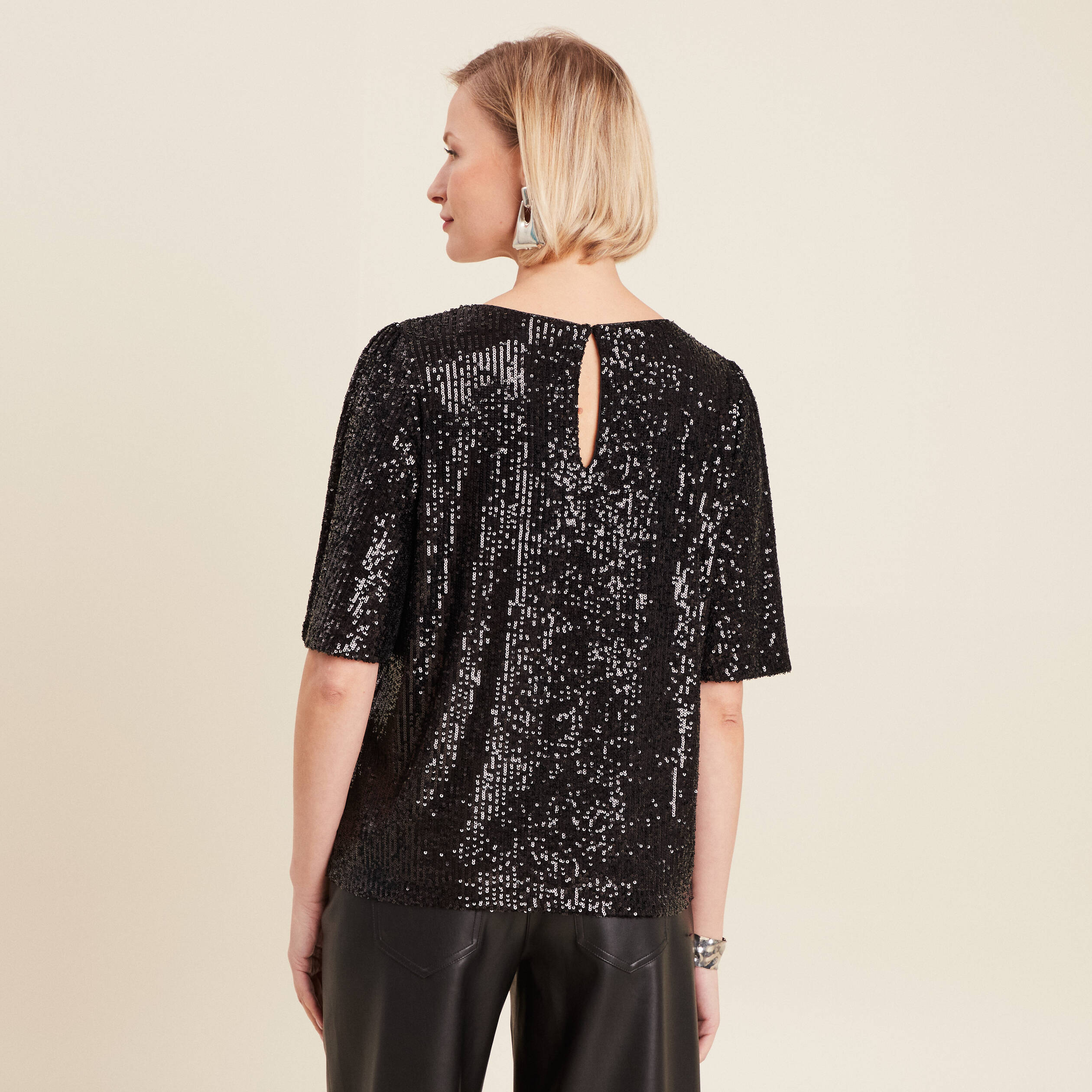 t shirt manches 34 sequins noir femme T-shirt manches 3/4 sequins noir femme