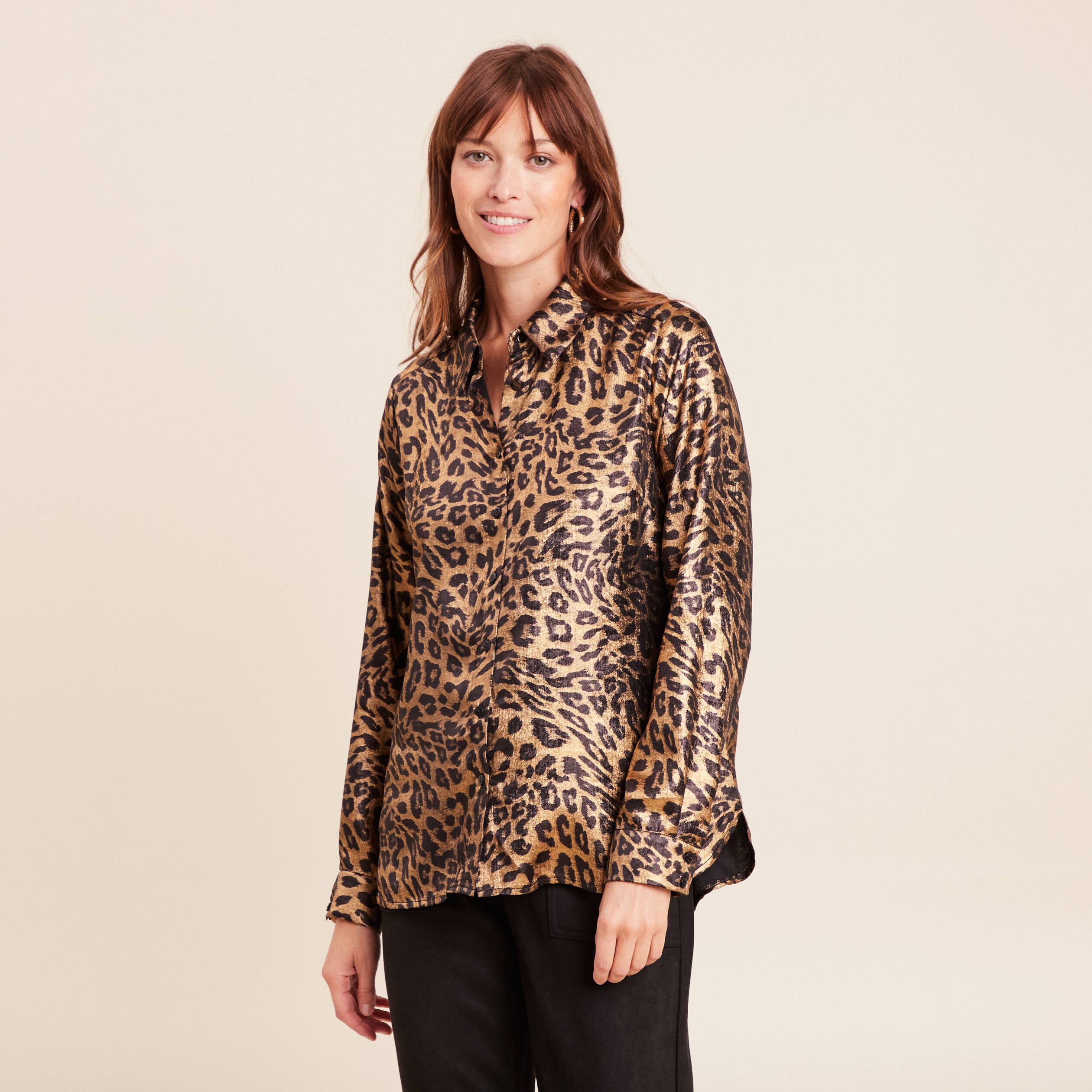 Chemise droite mi-longue brillante noir femme