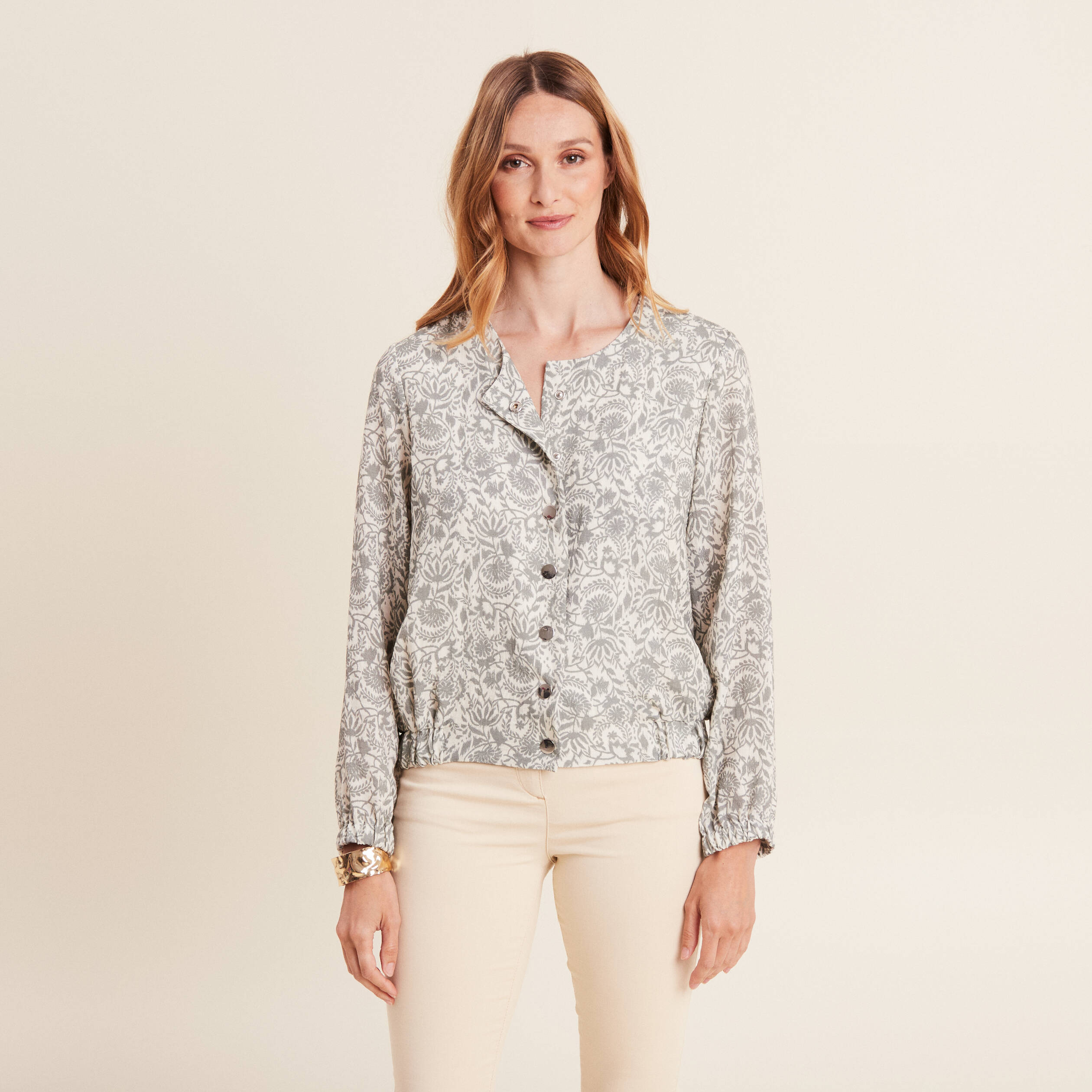 Veste droite boutonnée vert olive femme