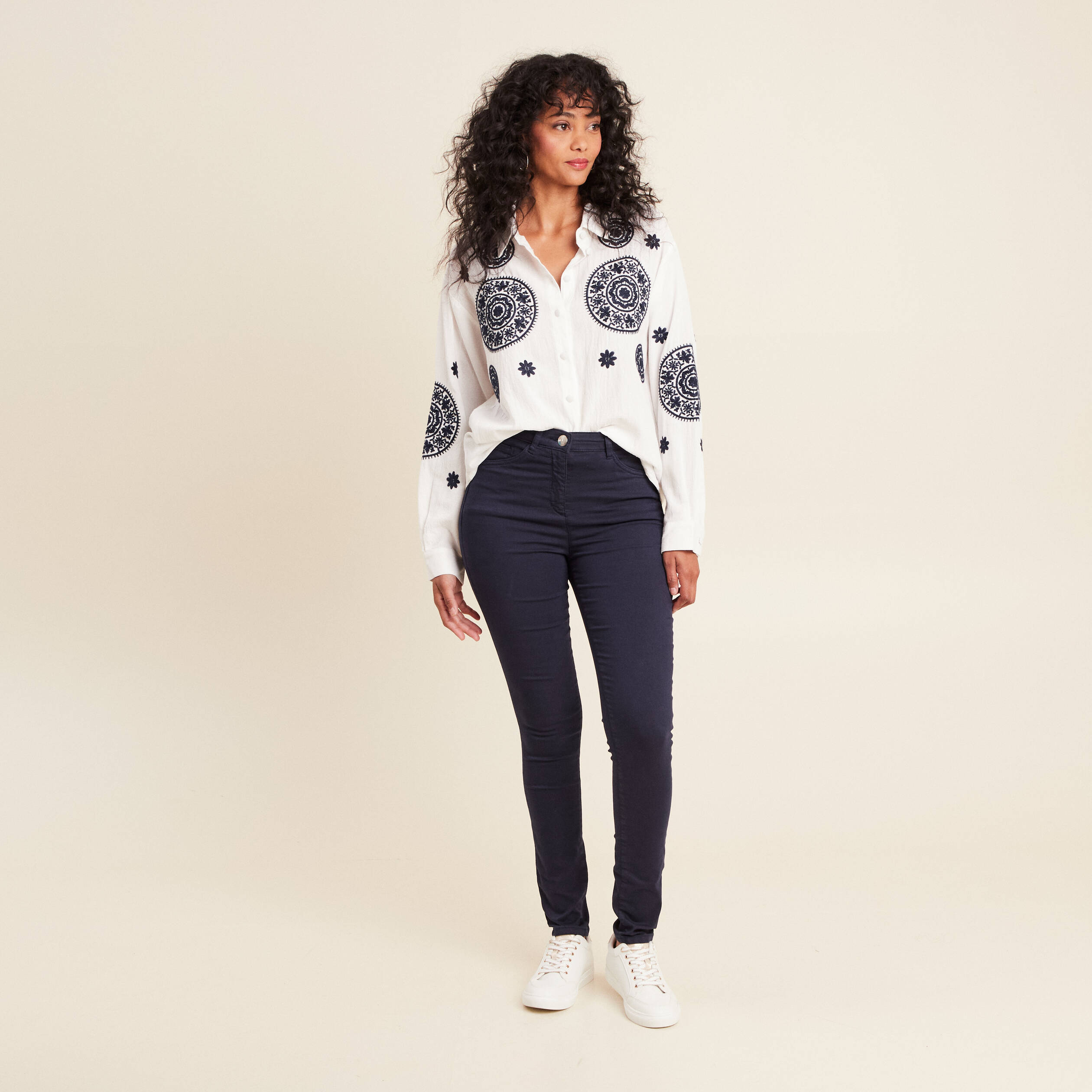 Pantalon magique Le L&eacute;ger coupe ajust&eacute;e bleu marine femme